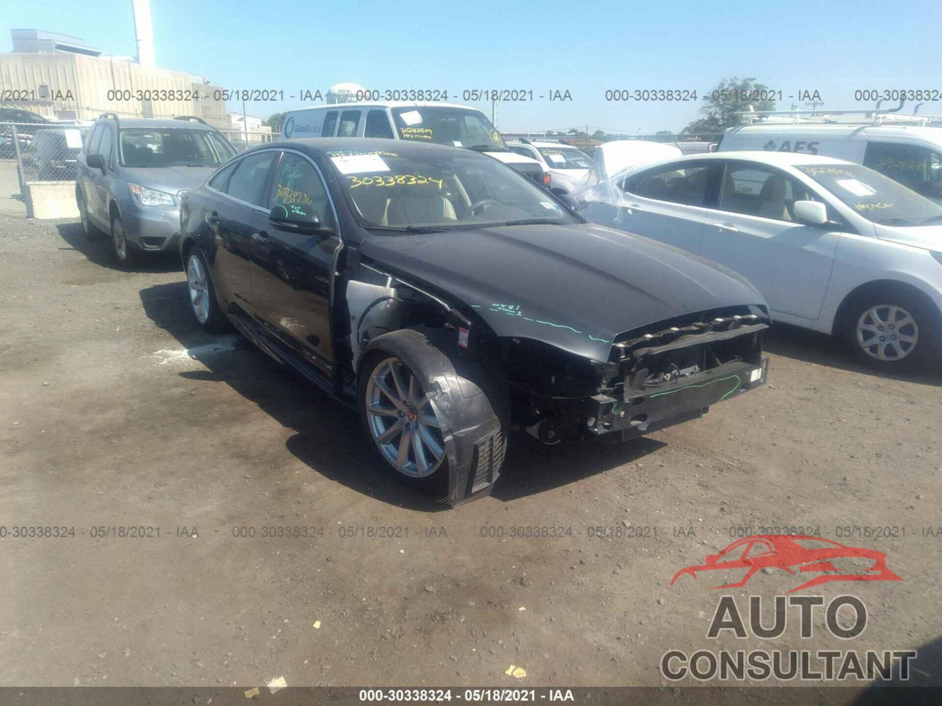 JAGUAR XJ 2016 - SAJWA1C74G8V97902
