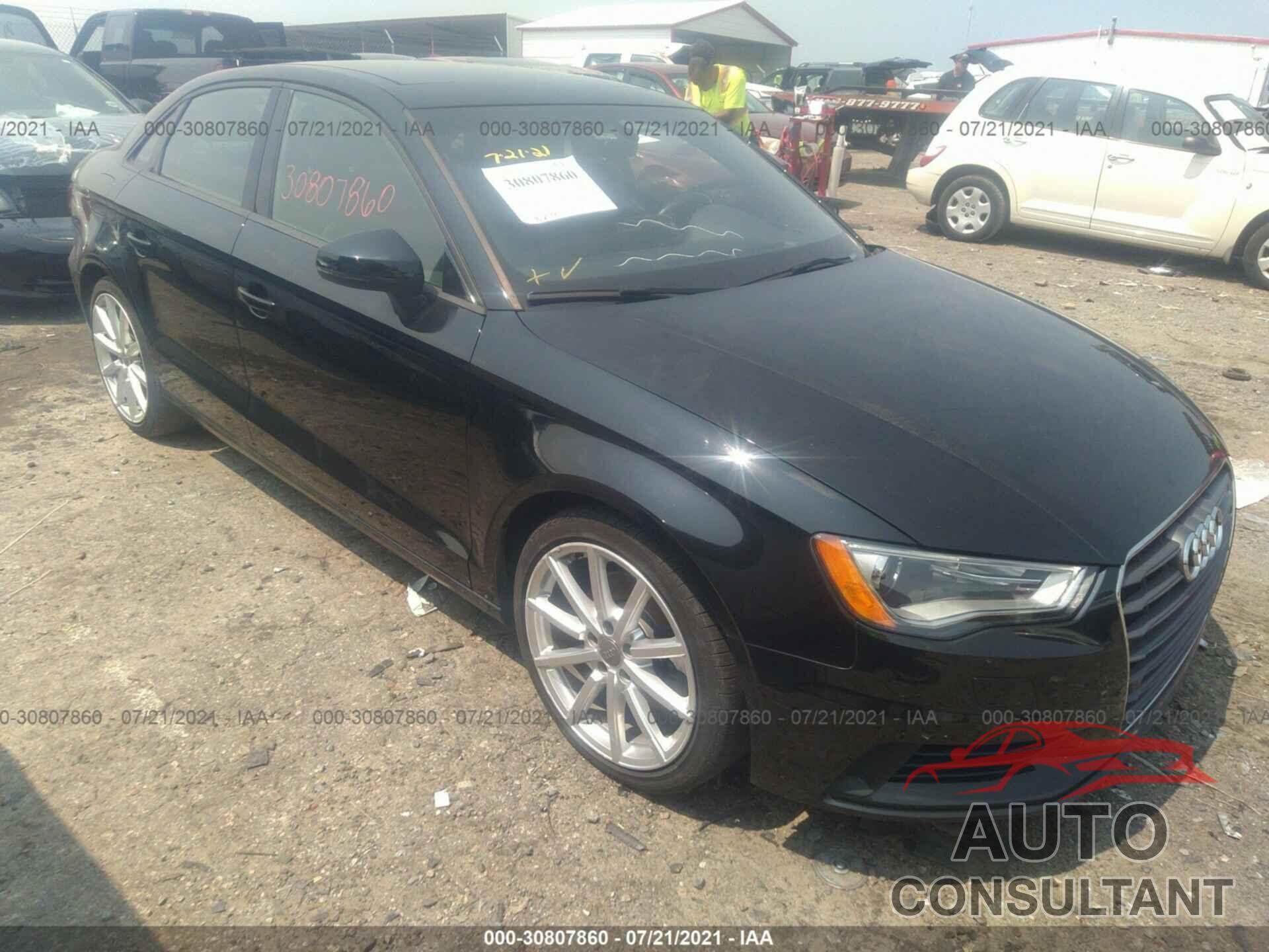 AUDI A3 2016 - WAUA7GFF3G1027117