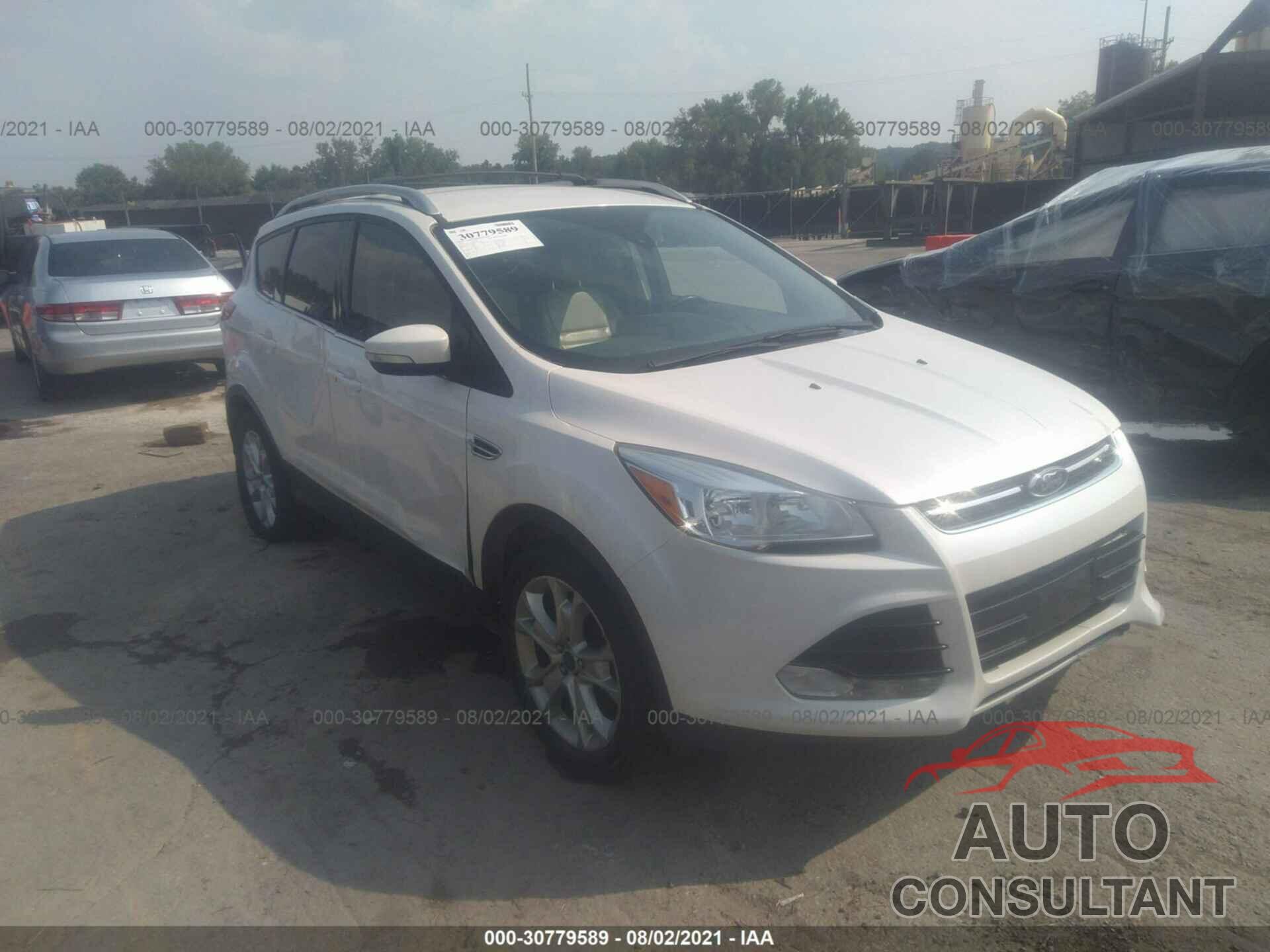 FORD ESCAPE 2016 - 1FMCU9J99GUB82685