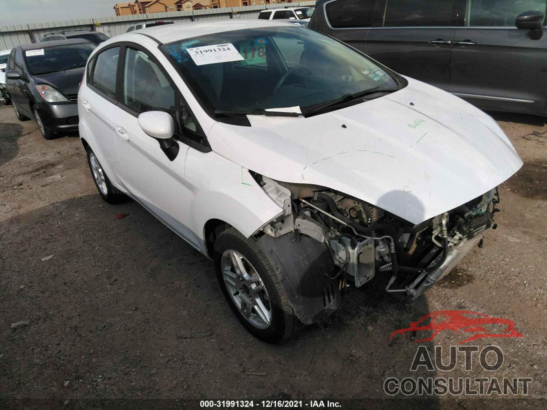 FORD FIESTA 2018 - 3FADP4EJ0JM129155