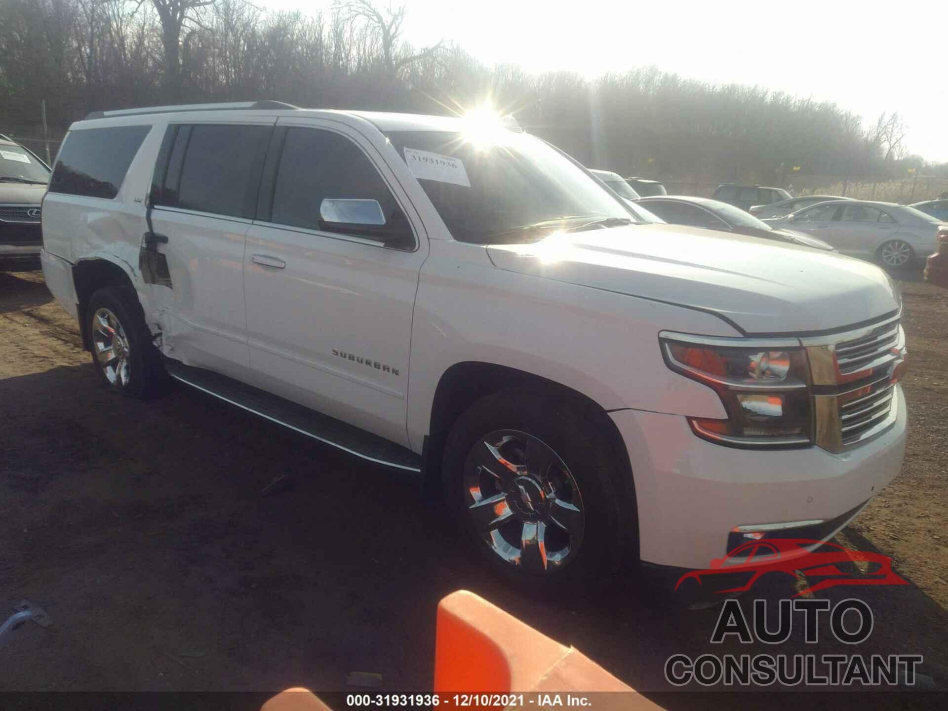 CHEVROLET SUBURBAN 2016 - 1GNSKJKC0GR327656