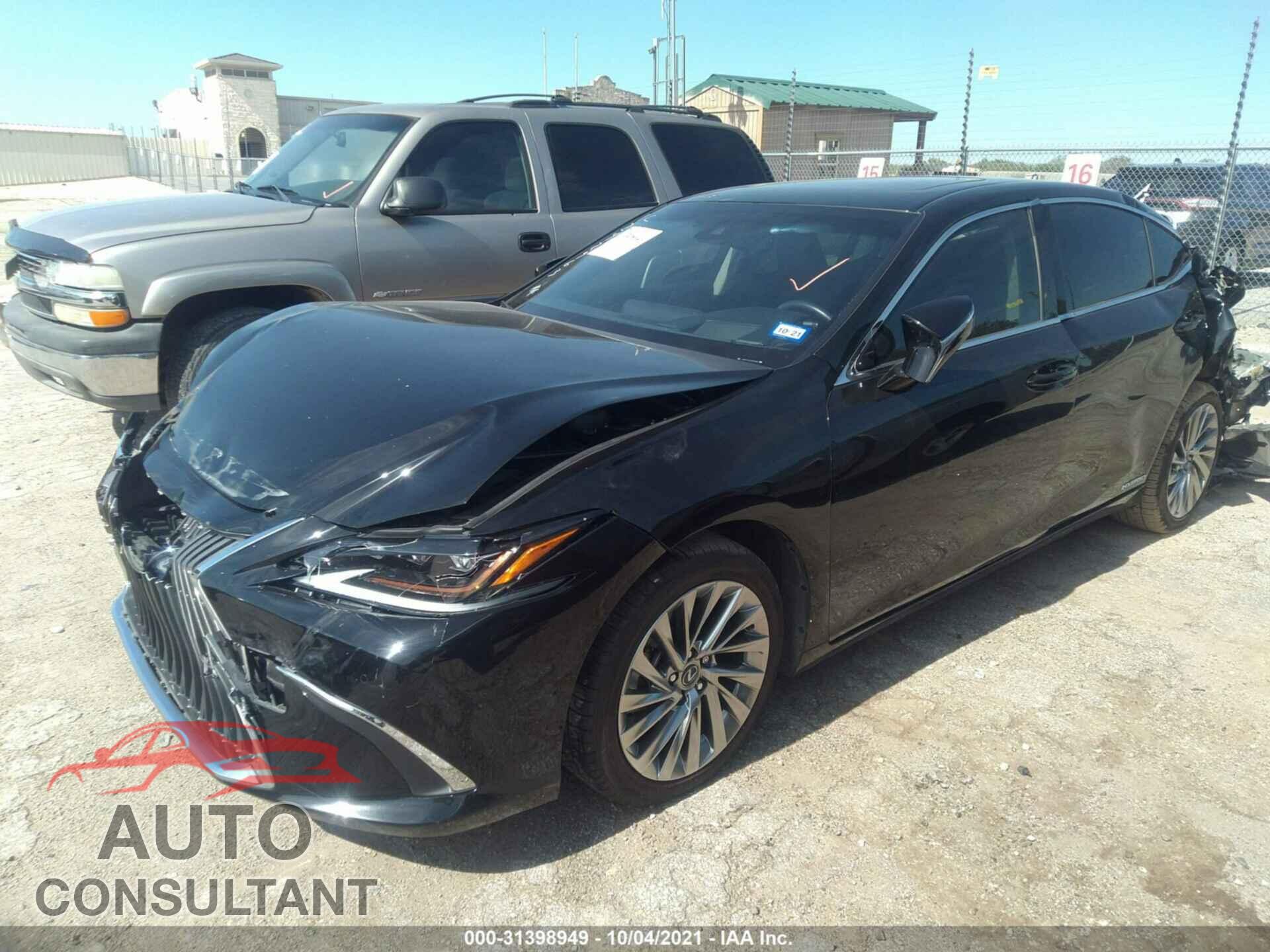 LEXUS ES 2019 - JTHB21B18K2006990