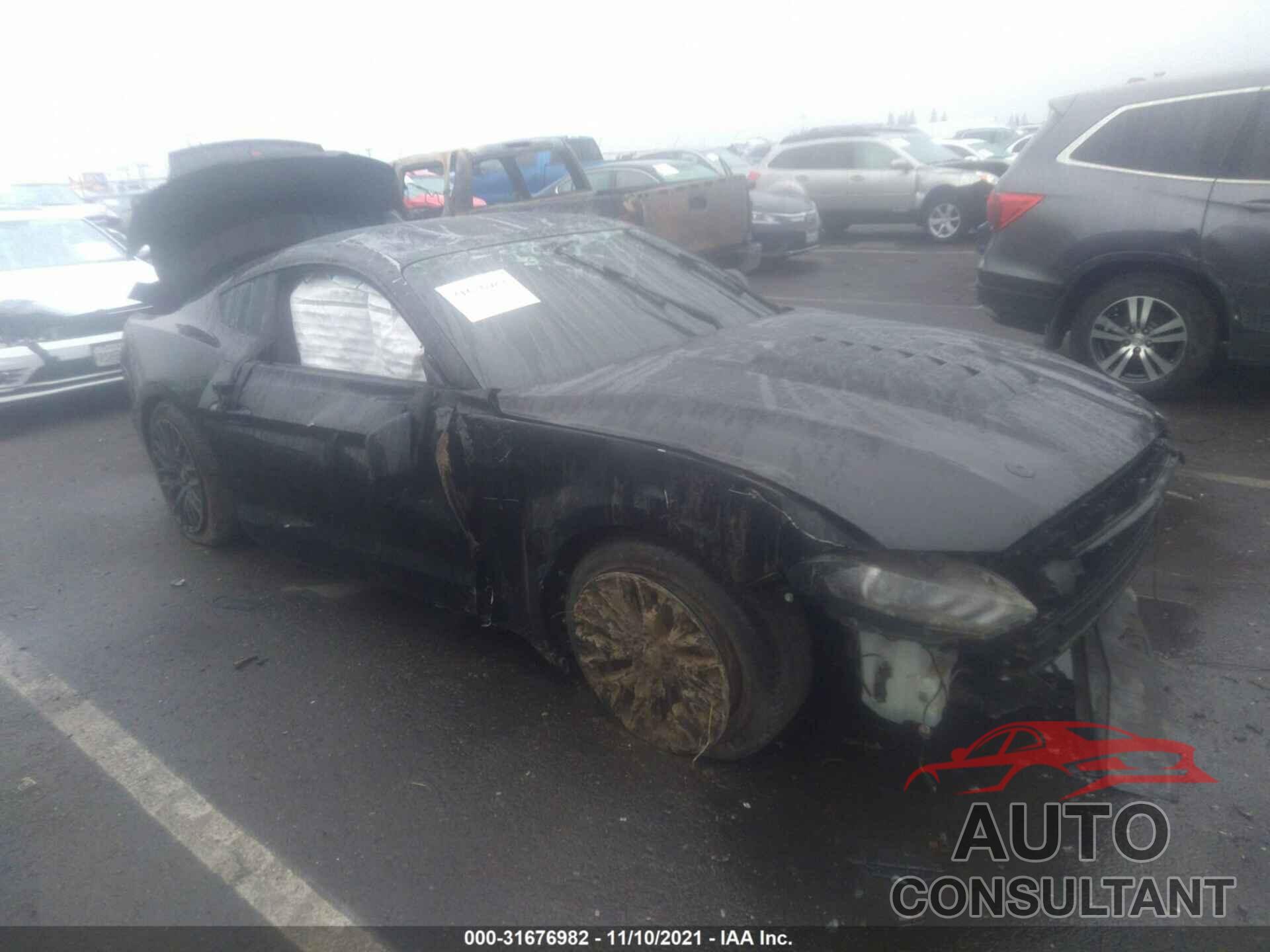 FORD MUSTANG 2021 - 1FA6P8CF6M5113843