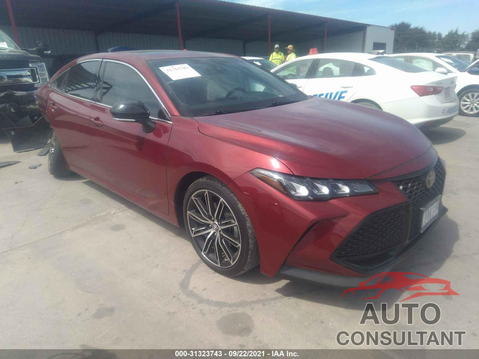 TOYOTA AVALON 2019 - 4T1BZ1FB8KU001823