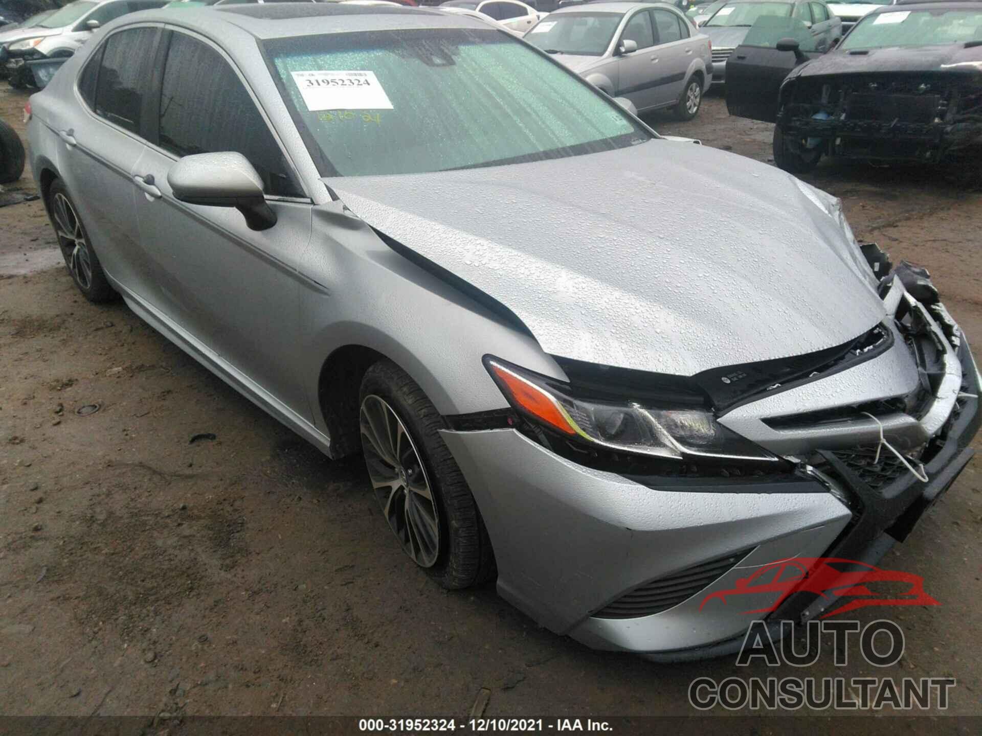 TOYOTA CAMRY 2018 - JTNB11HK2J3044062