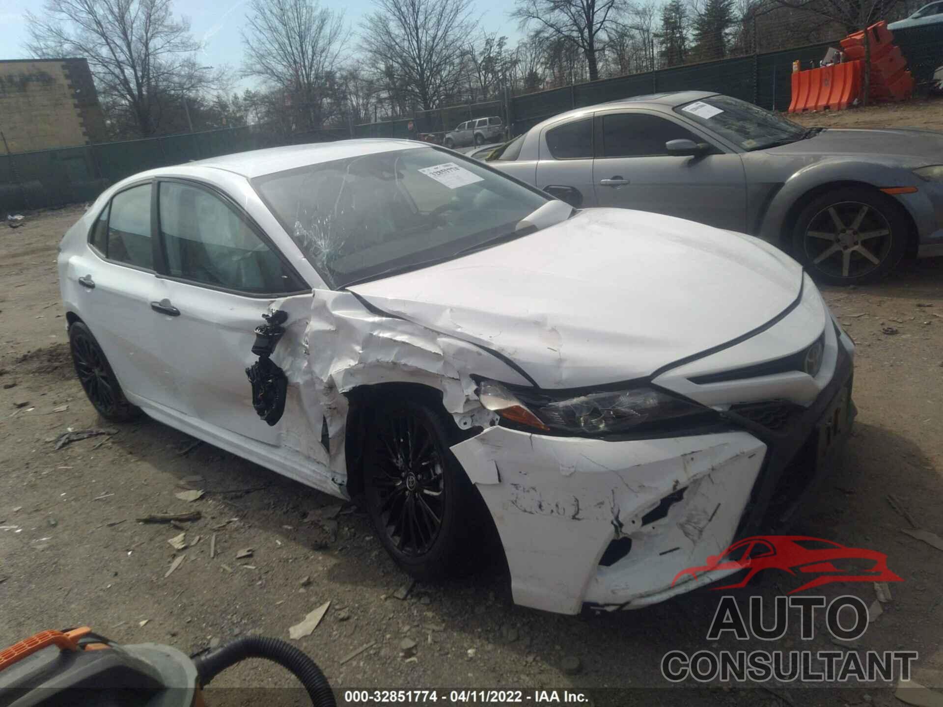 TOYOTA CAMRY 2021 - 4T1G11BKXMU041276