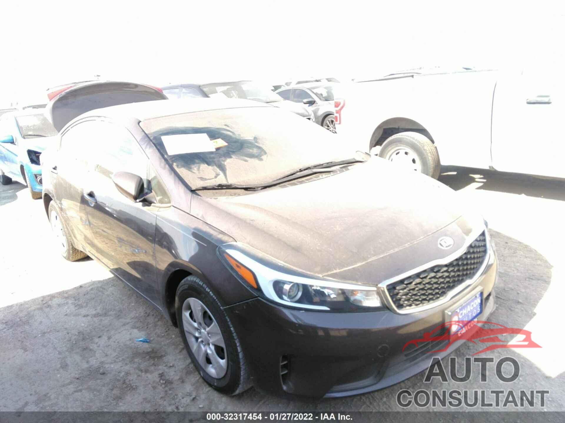 KIA FORTE 2018 - 3KPFL4A77JE220491