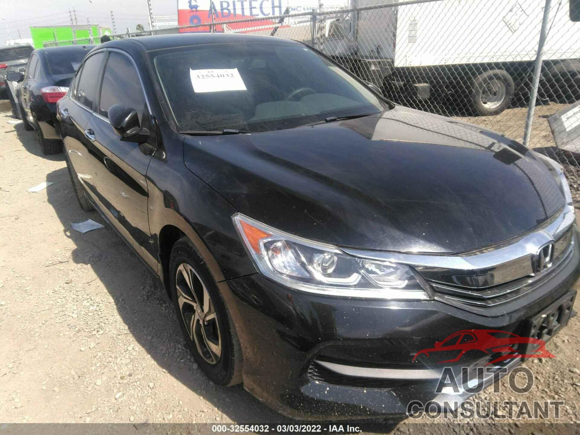 HONDA ACCORD SEDAN 2017 - 1HGCR2F34HA011994