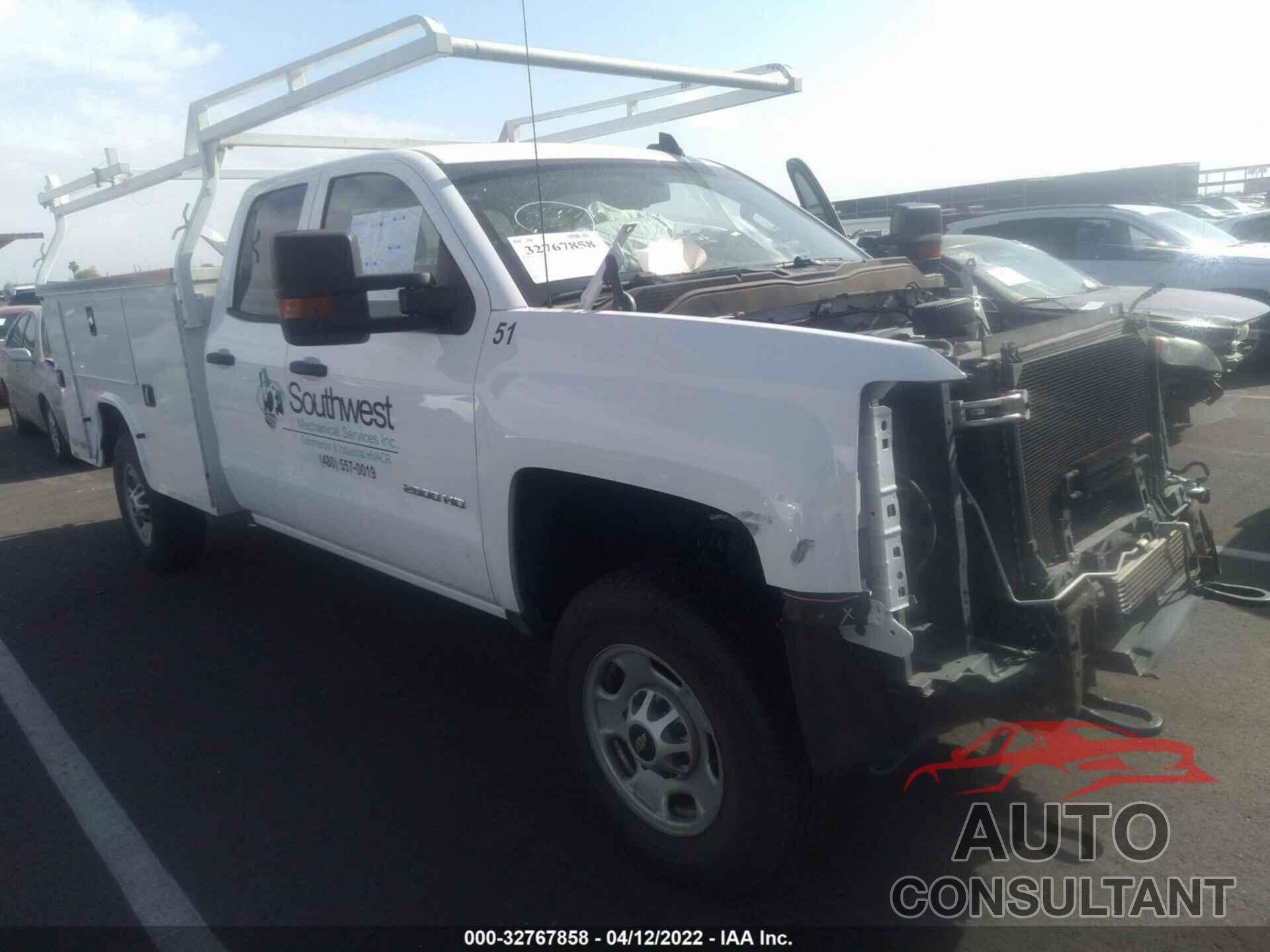 CHEVROLET SILVERADO 2500HD 2017 - 1GB2CUEG9HZ373403