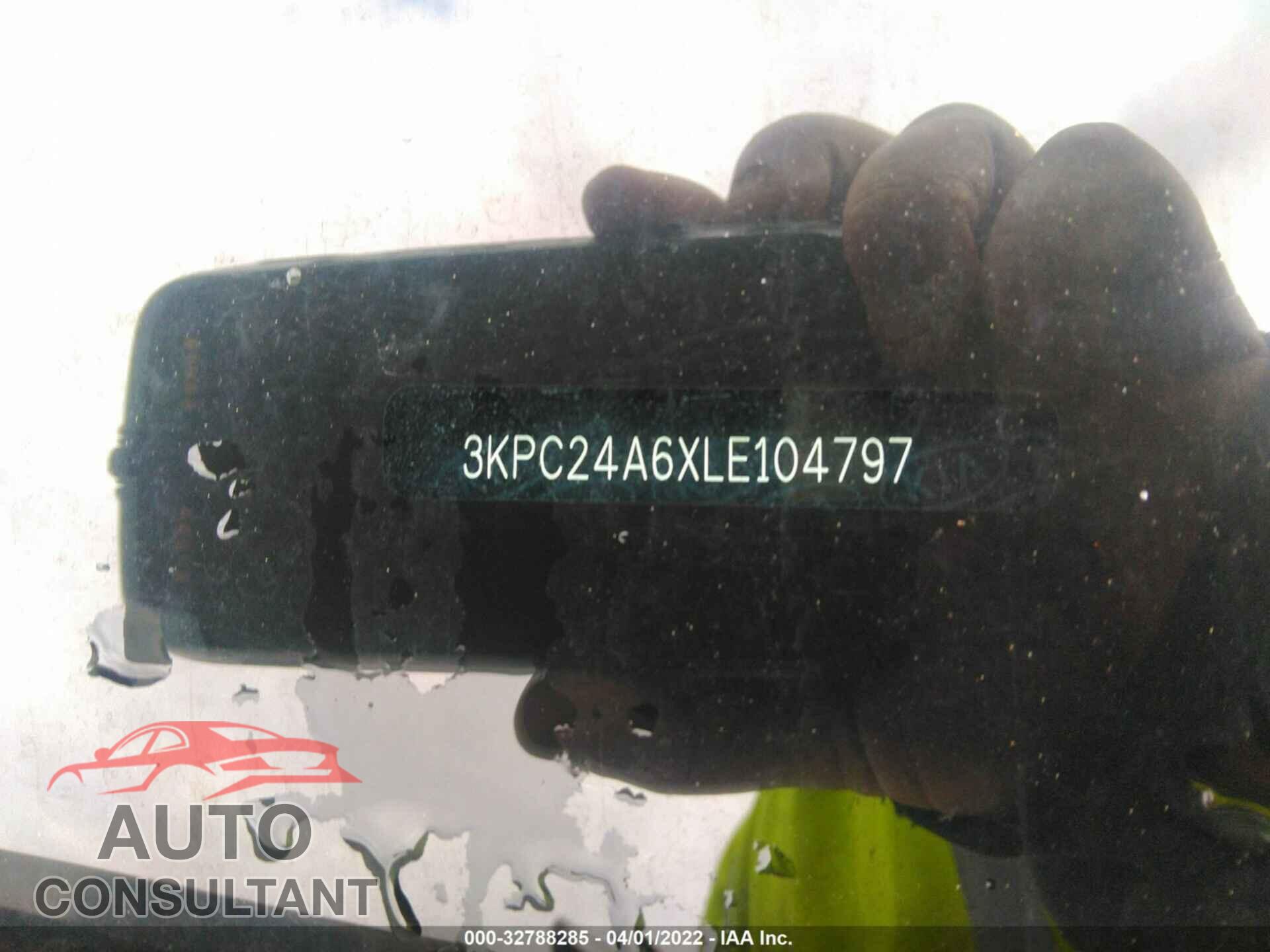 HYUNDAI ACCENT 2020 - 3KPC24A6XLE104797