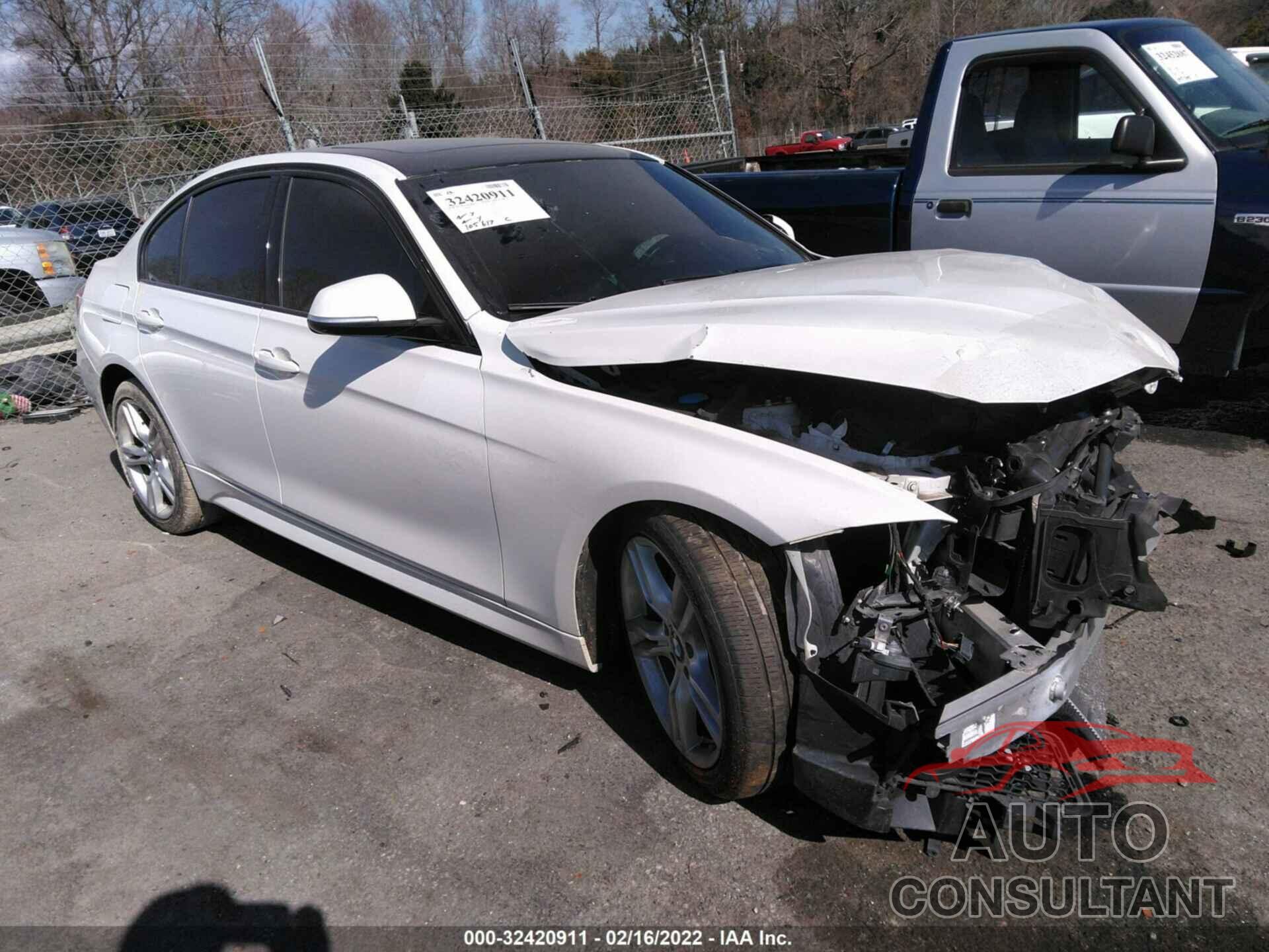 BMW 3 SERIES 2017 - WBA8B9G55HNU51441