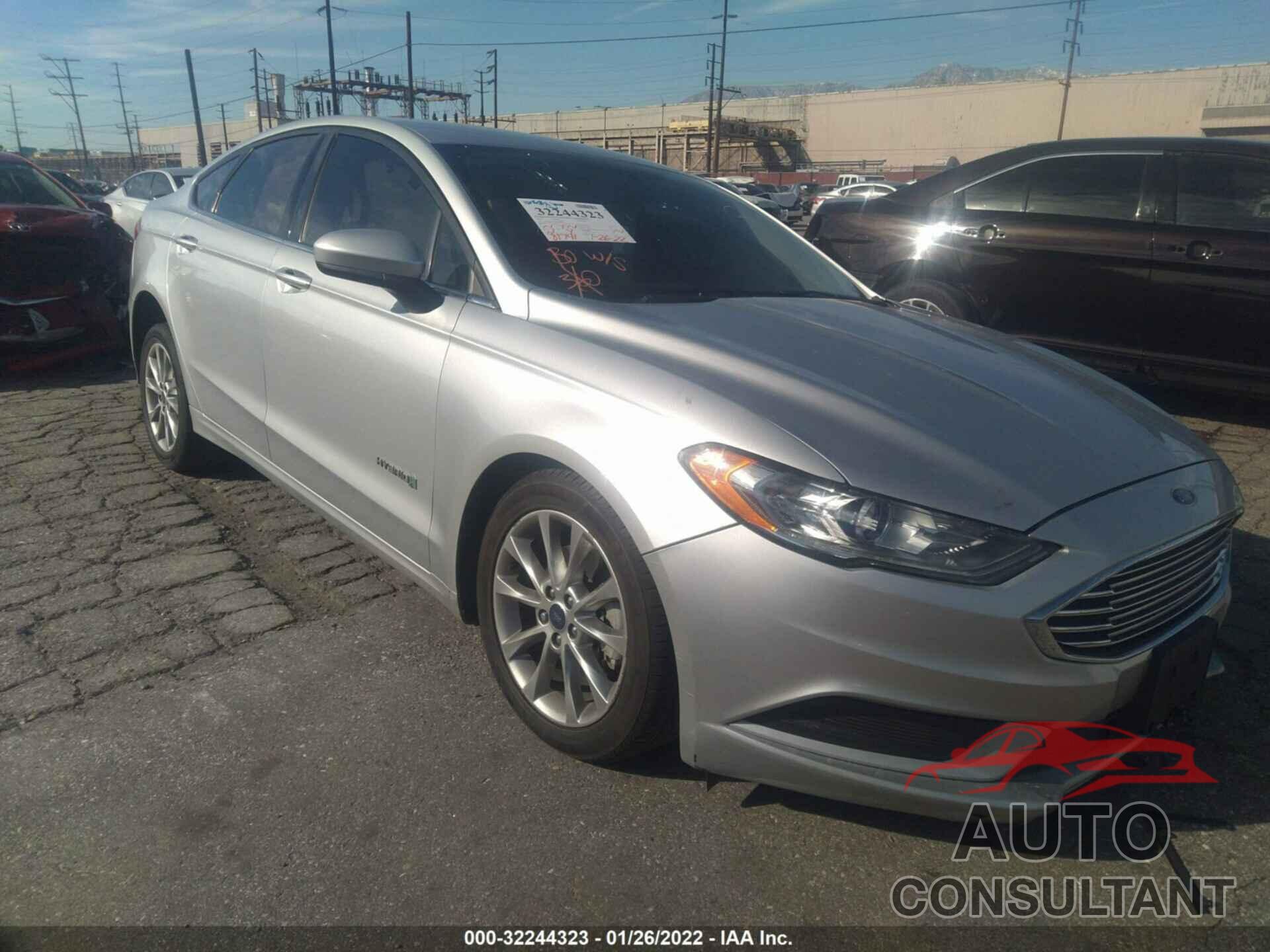 FORD FUSION 2017 - 3FA6P0LU5HR306312