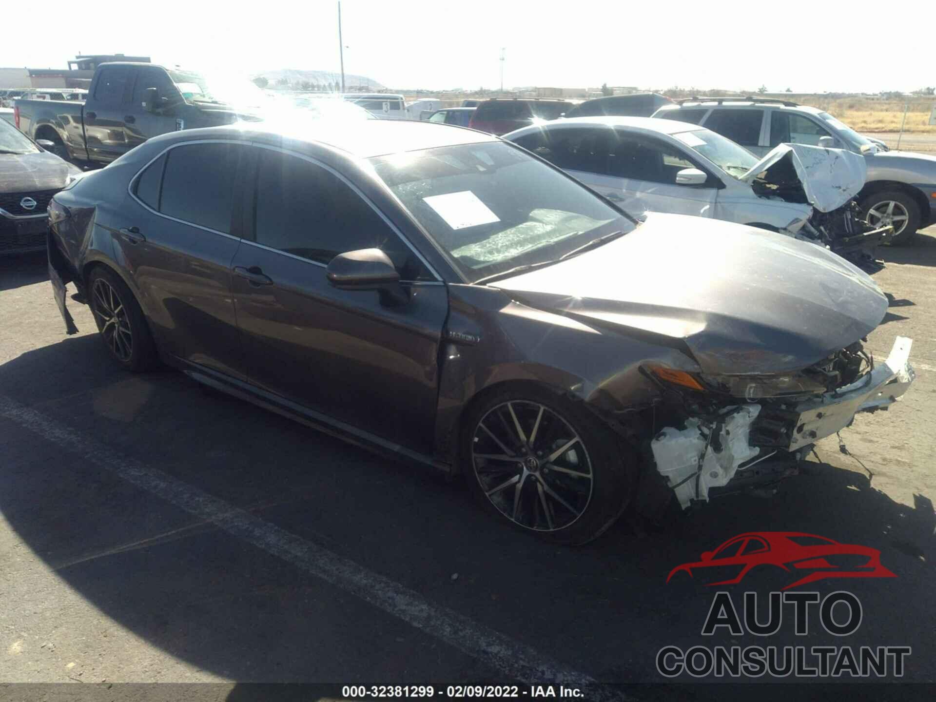 TOYOTA CAMRY 2021 - 4T1G31AK2MU025388