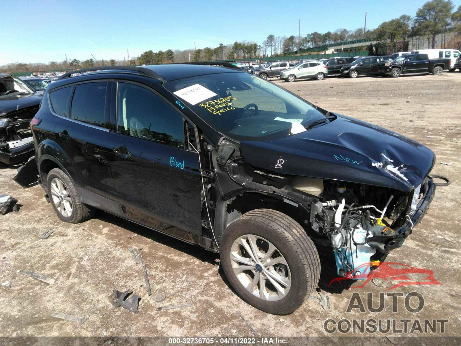 FORD ESCAPE 2019 - 1FMCU9HD4KUB41982