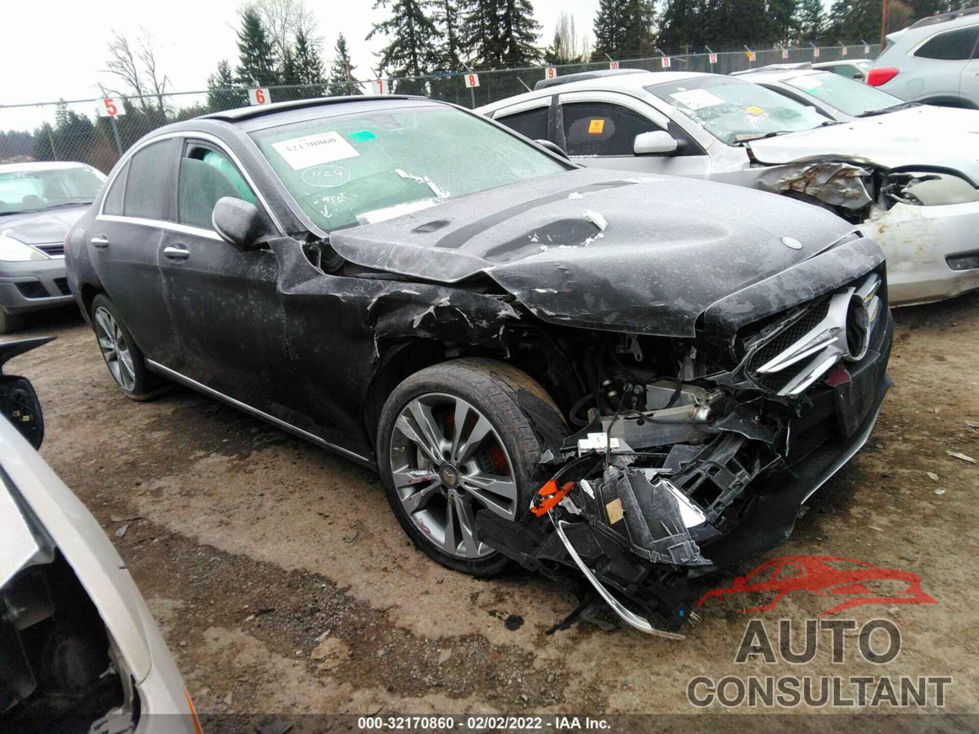 MERCEDES-BENZ C-CLASS 2016 - 55SWF4KB5GU100524