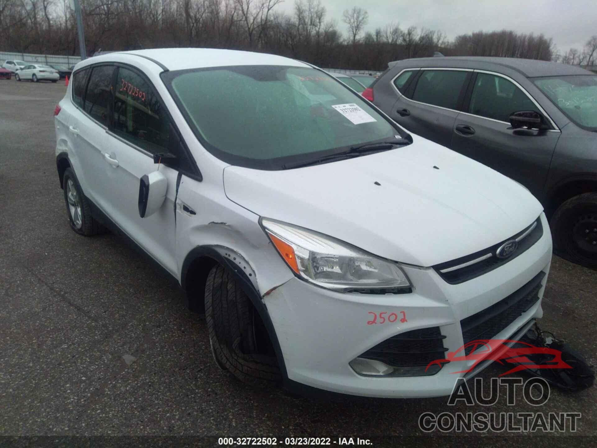 FORD ESCAPE 2016 - 1FMCU9GX3GUB86947