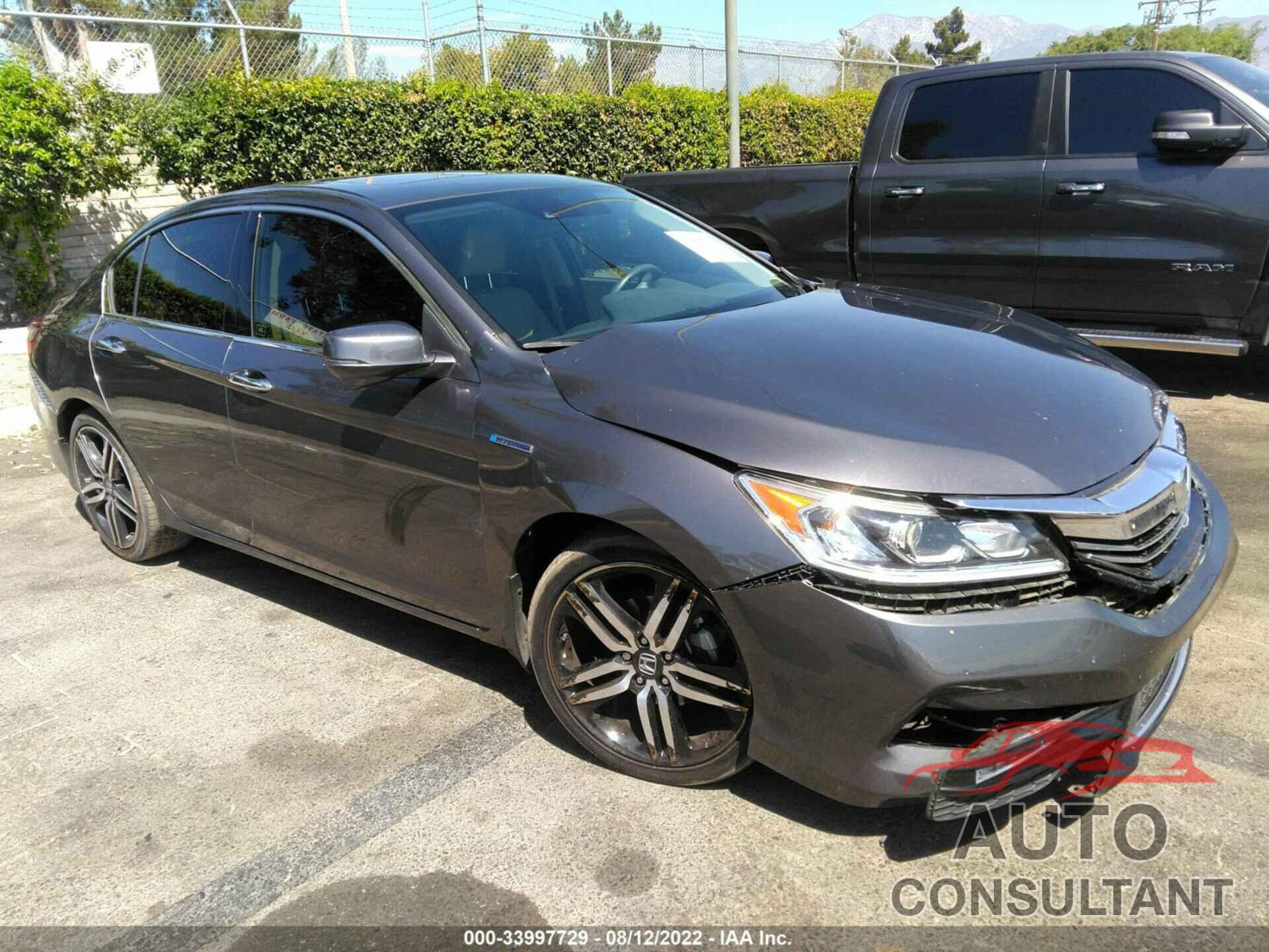 HONDA ACCORD HYBRID 2017 - JHMCR6F59HC030132