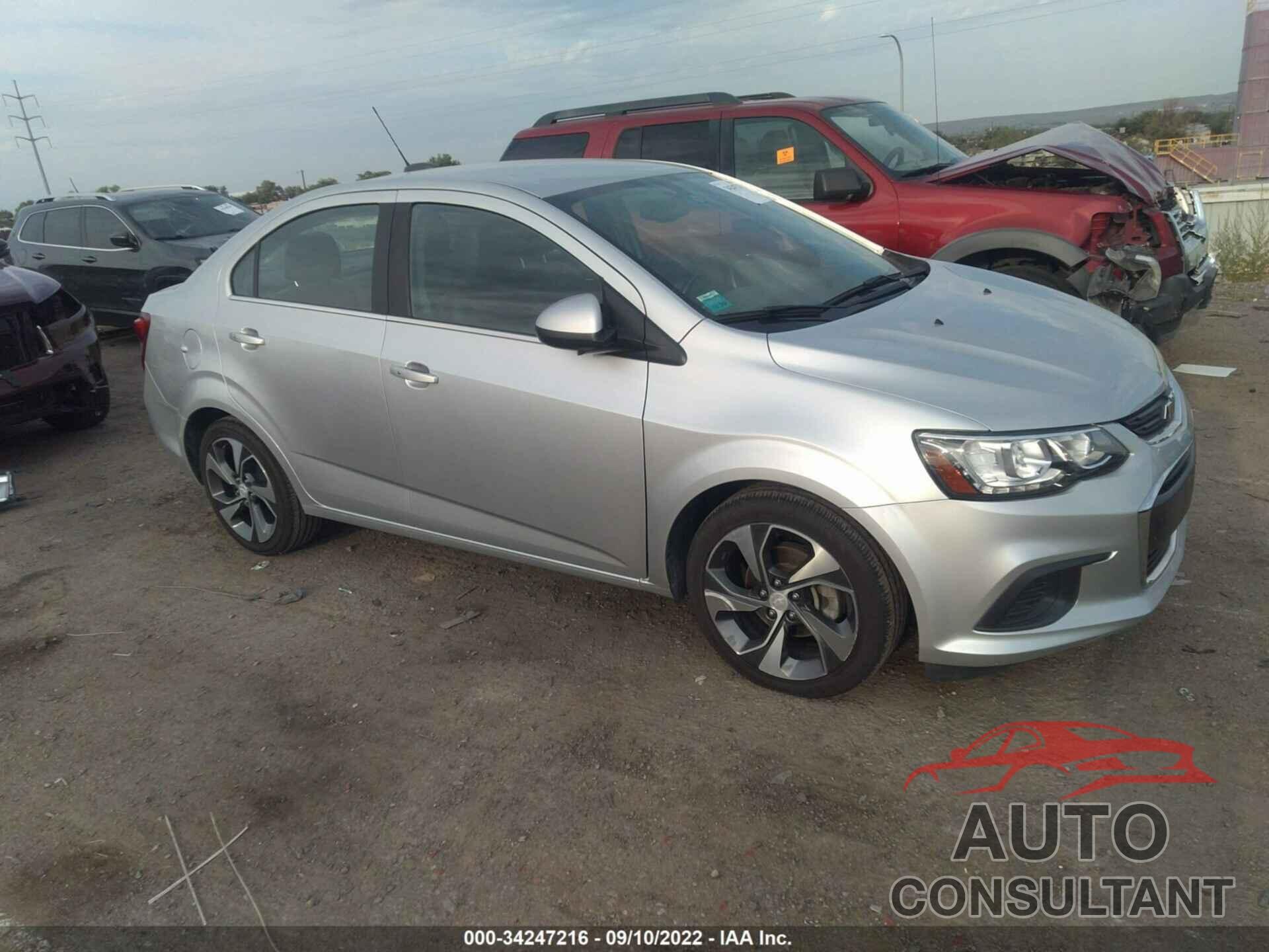 CHEVROLET SONIC 2017 - 1G1JF5SB9H4131424