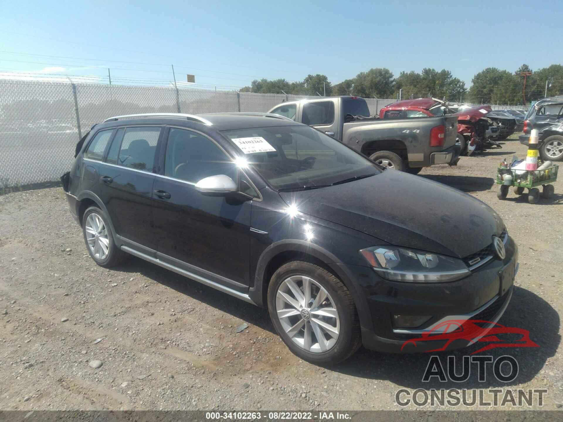 VOLKSWAGEN GOLF ALLTRACK 2018 - 3VWH17AU0JM755056