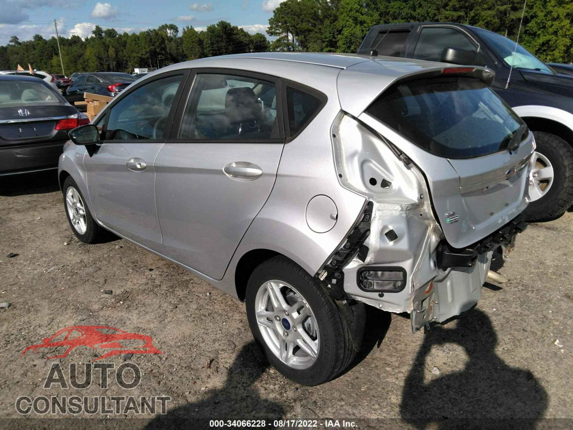 FORD FIESTA 2018 - 3FADP4EJ7JM101420