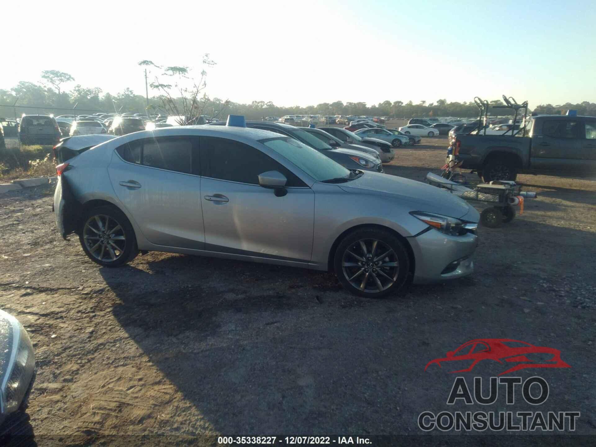 MAZDA MAZDA3 4-DOOR 2018 - 3MZBN1V39JM222826