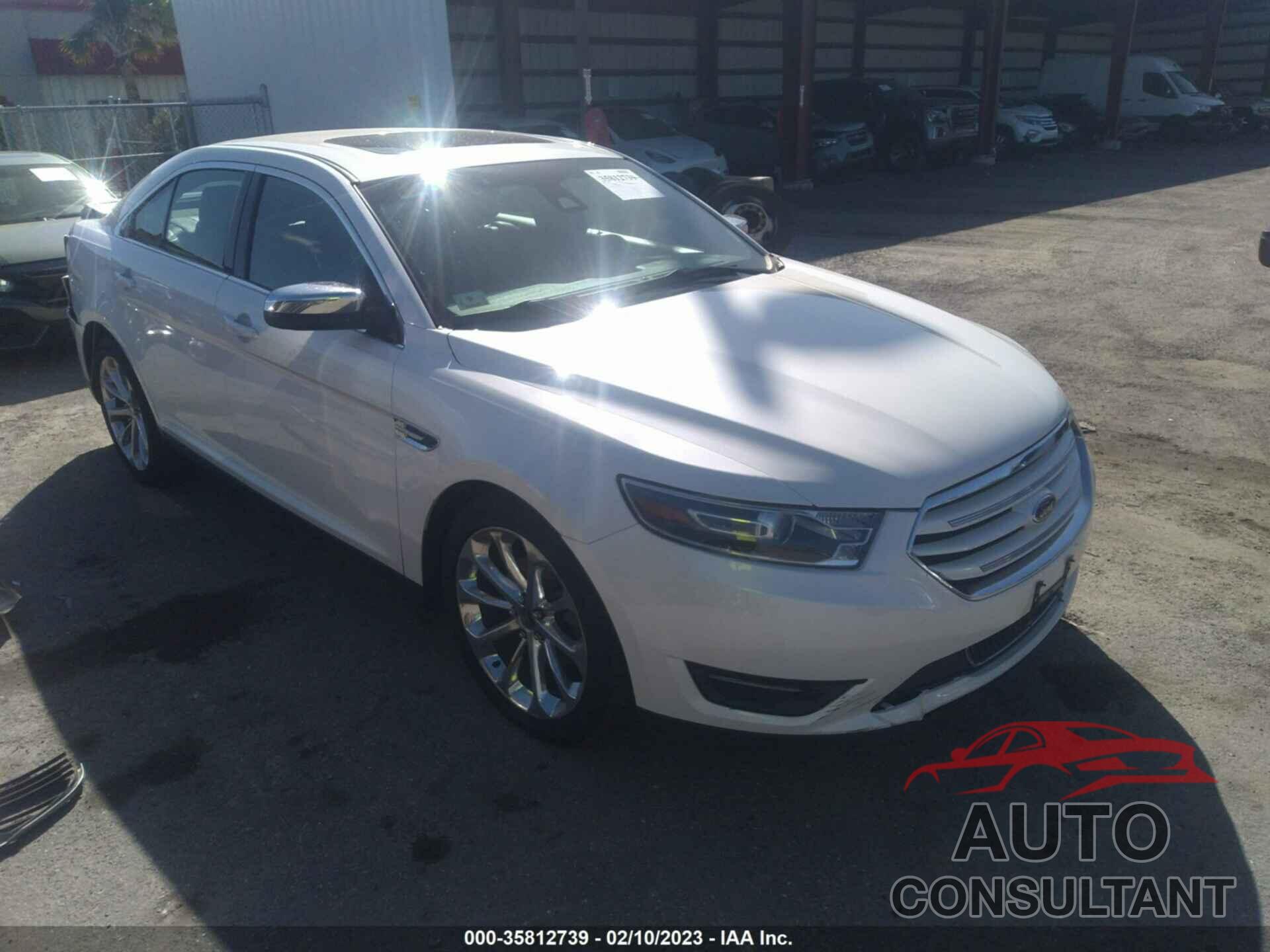 FORD TAURUS 2018 - 1FAHP2J87JG120973