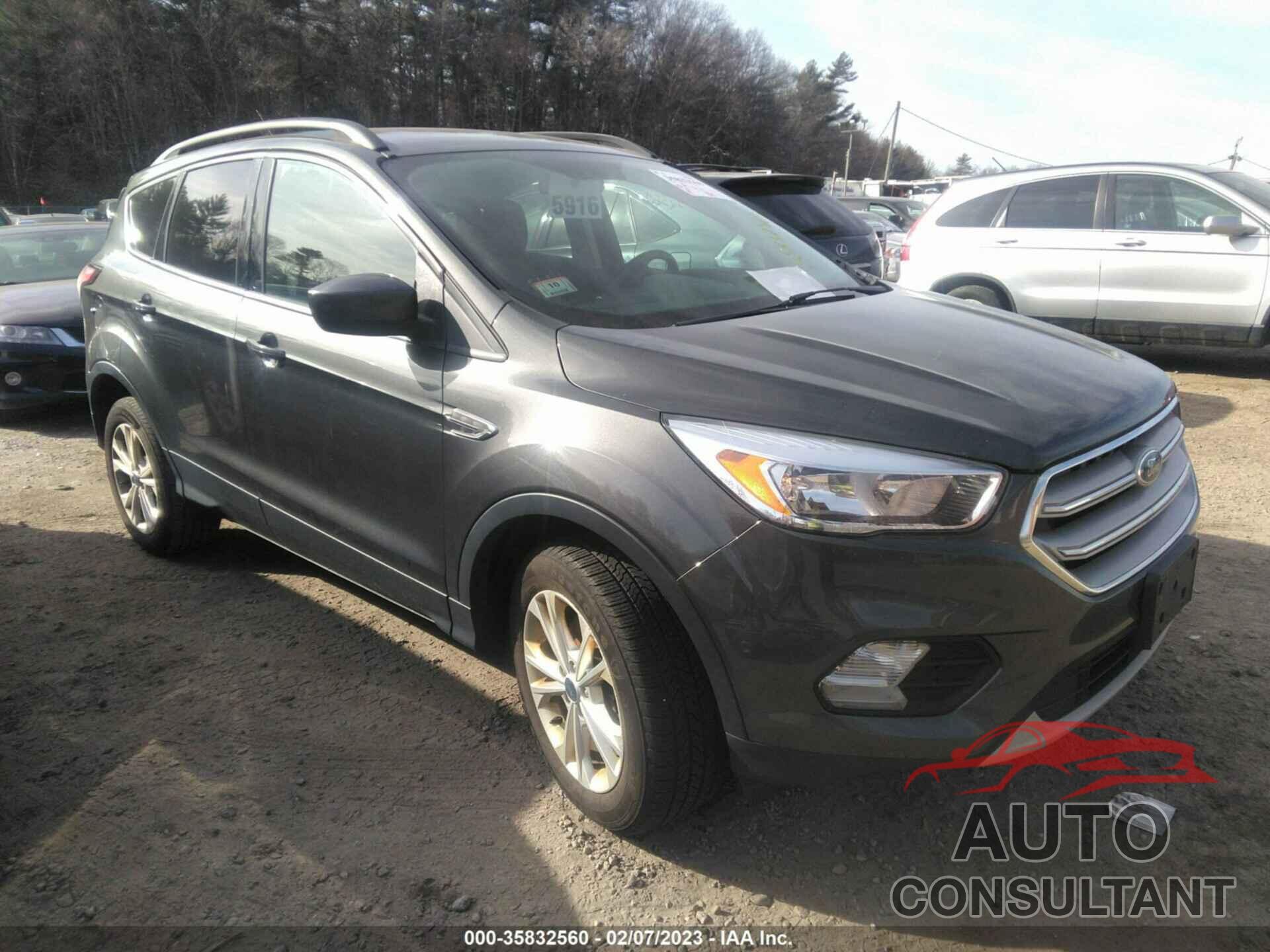 FORD ESCAPE 2018 - 1FMCU9GD0JUB46337