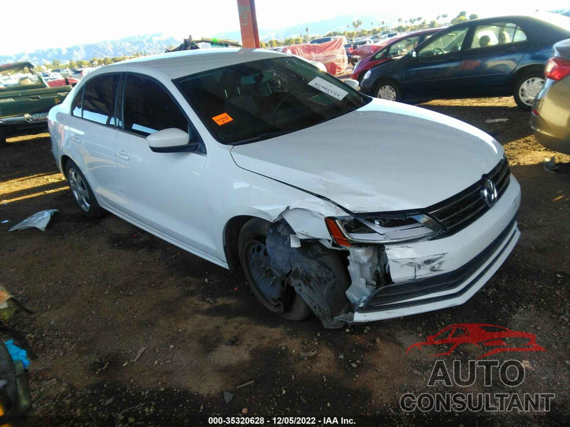 VOLKSWAGEN JETTA 2017 - 3VW167AJ5HM313313