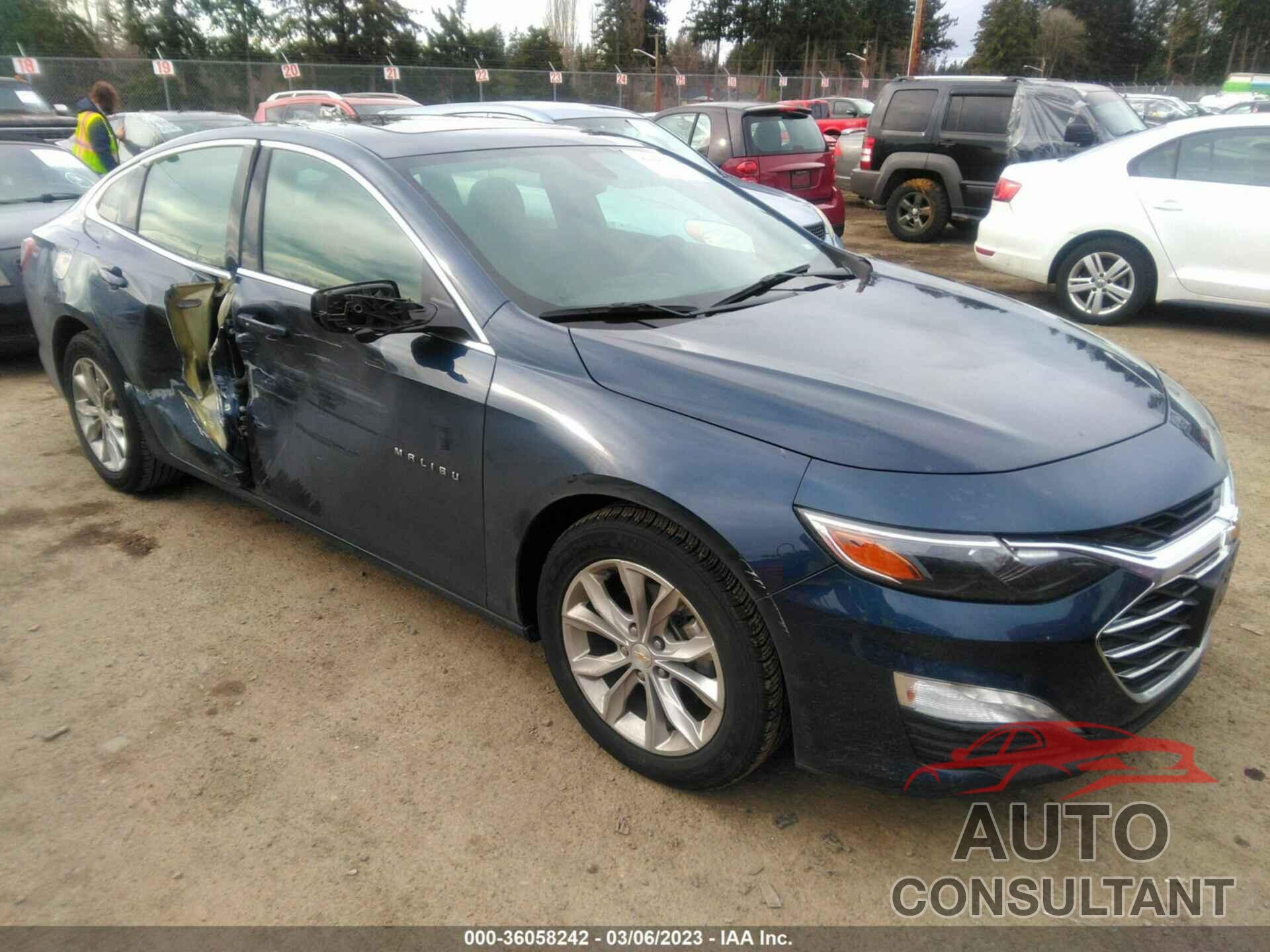 CHEVROLET MALIBU 2021 - 1G1ZD5ST4MF061752