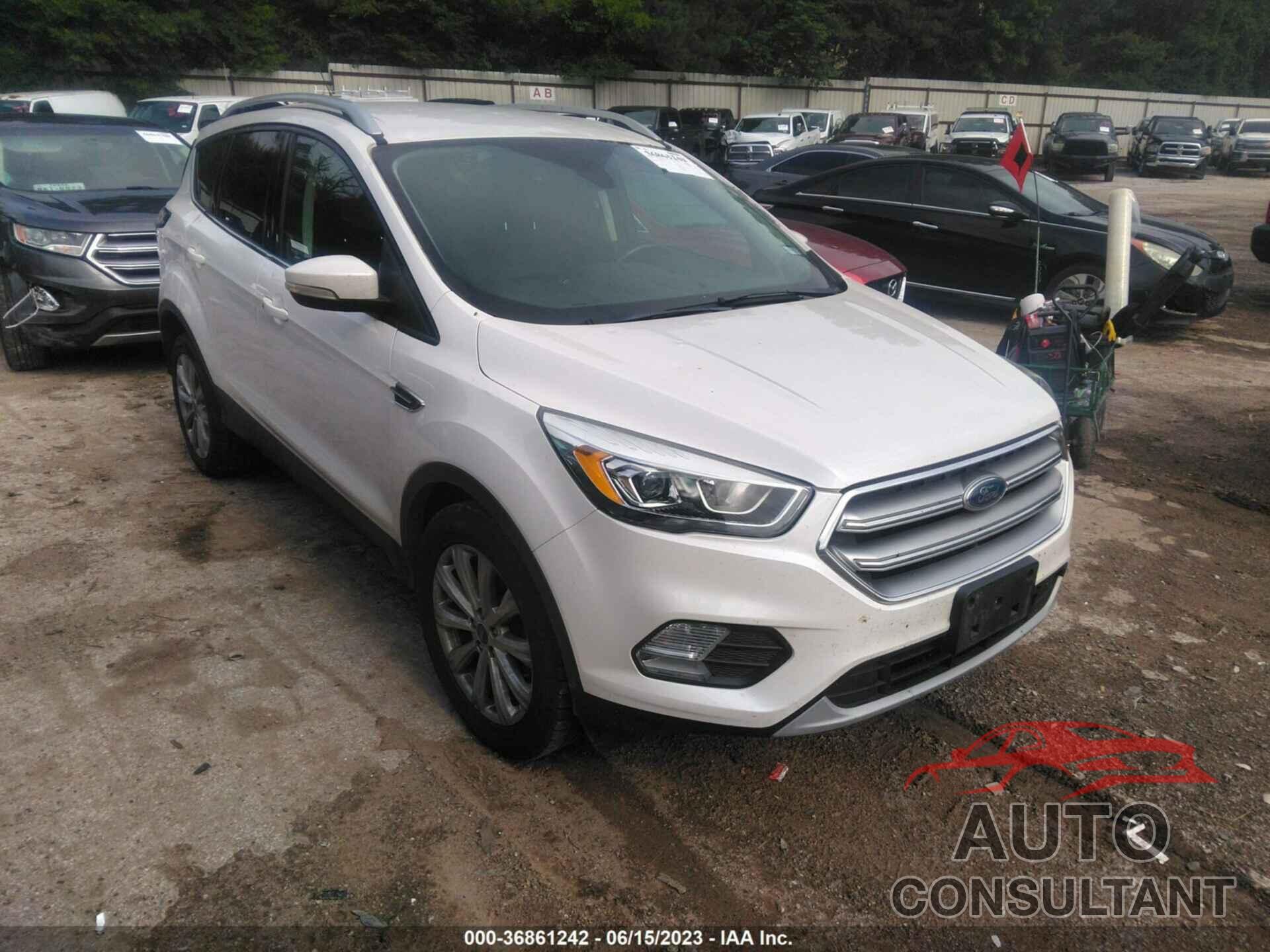 FORD ESCAPE 2017 - 1FMCU0JD4HUE47112