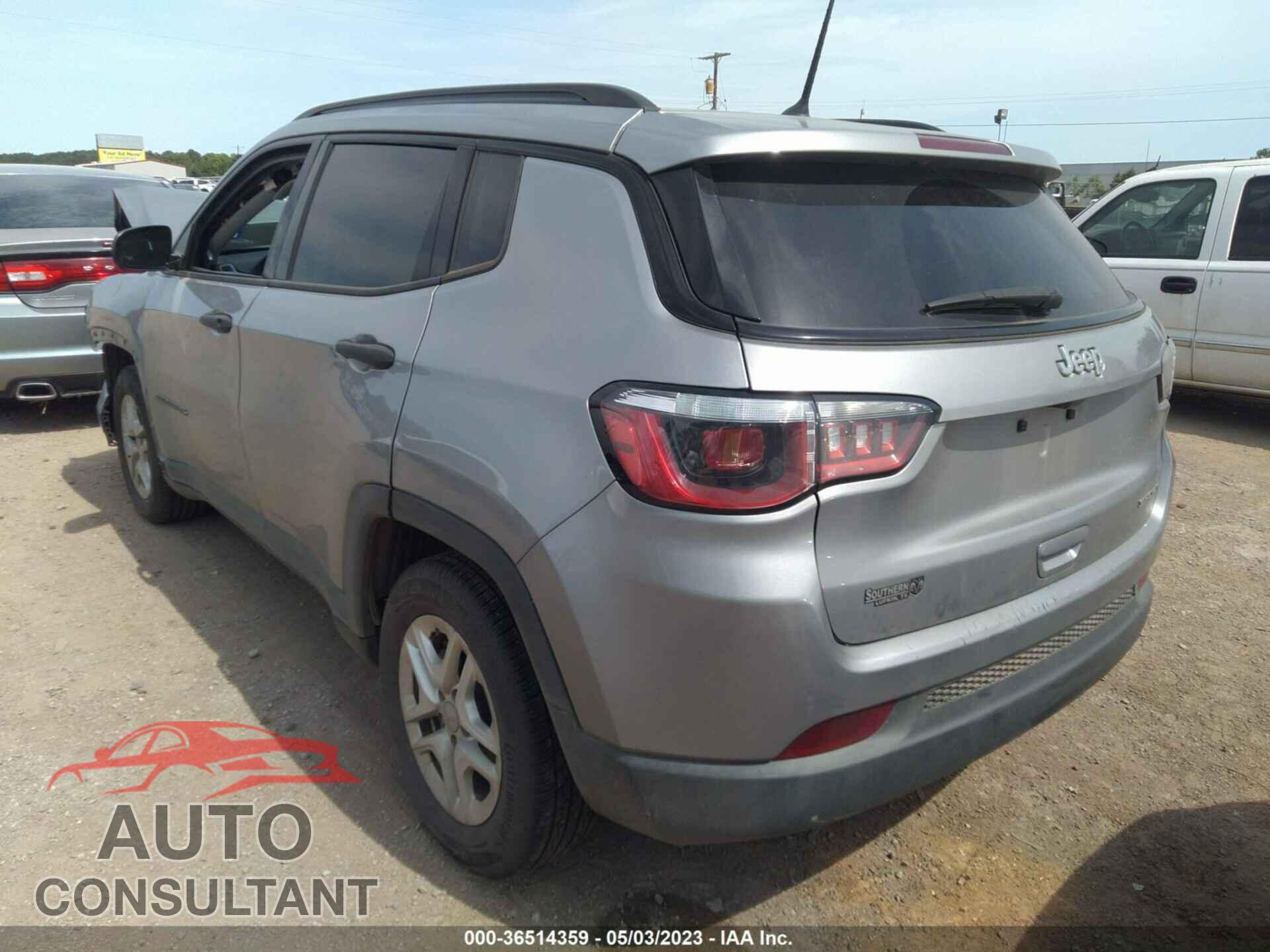 JEEP COMPASS 2018 - 3C4NJCAB7JT102369