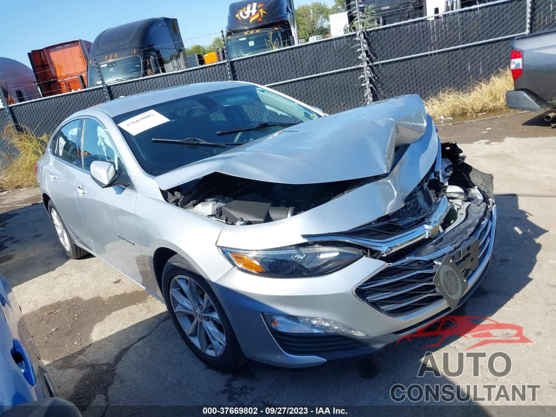 CHEVROLET MALIBU 2020 - 1G1ZD5ST8LF070808