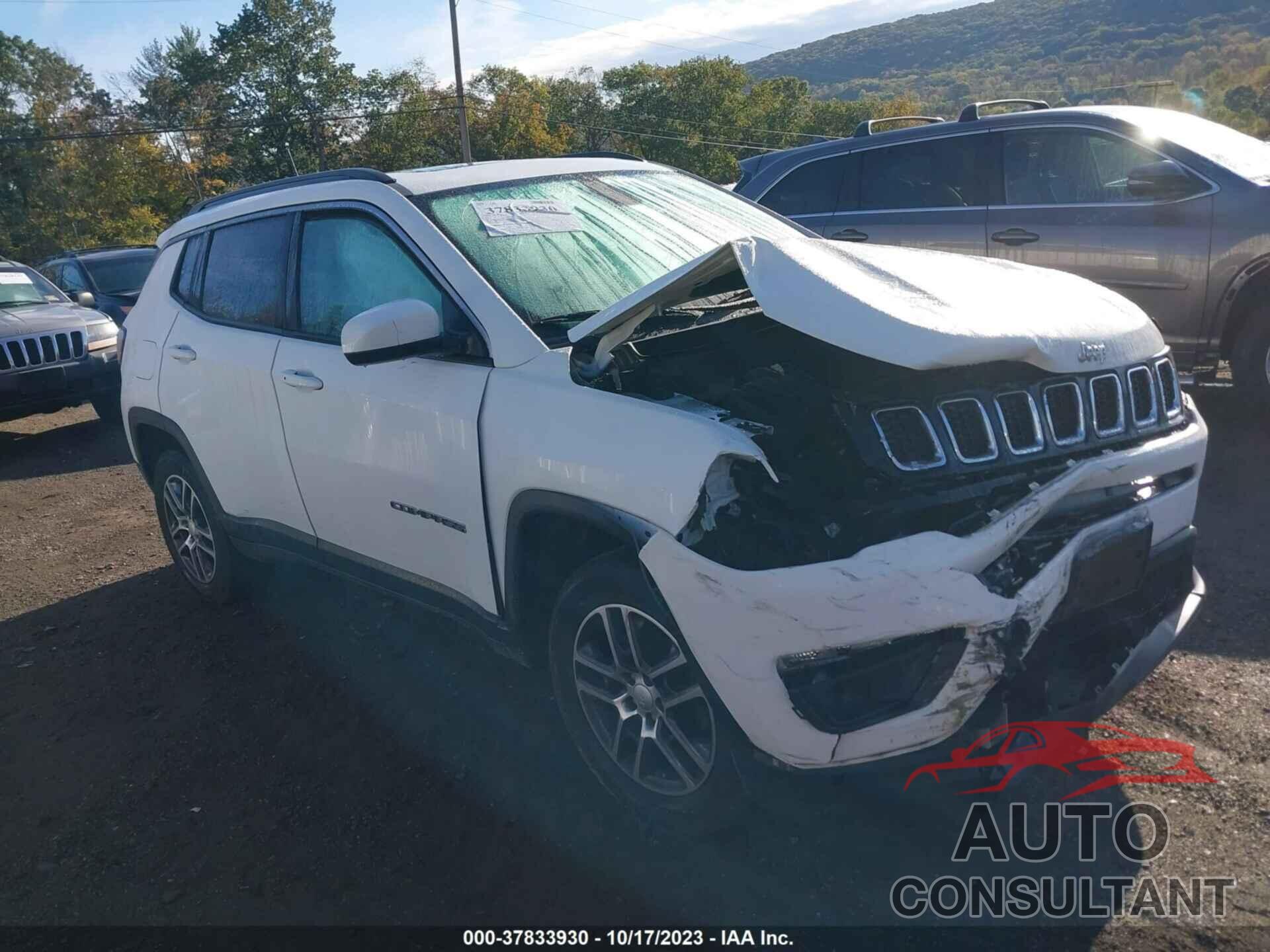 JEEP COMPASS 2018 - 3C4NJDBB1JT398736