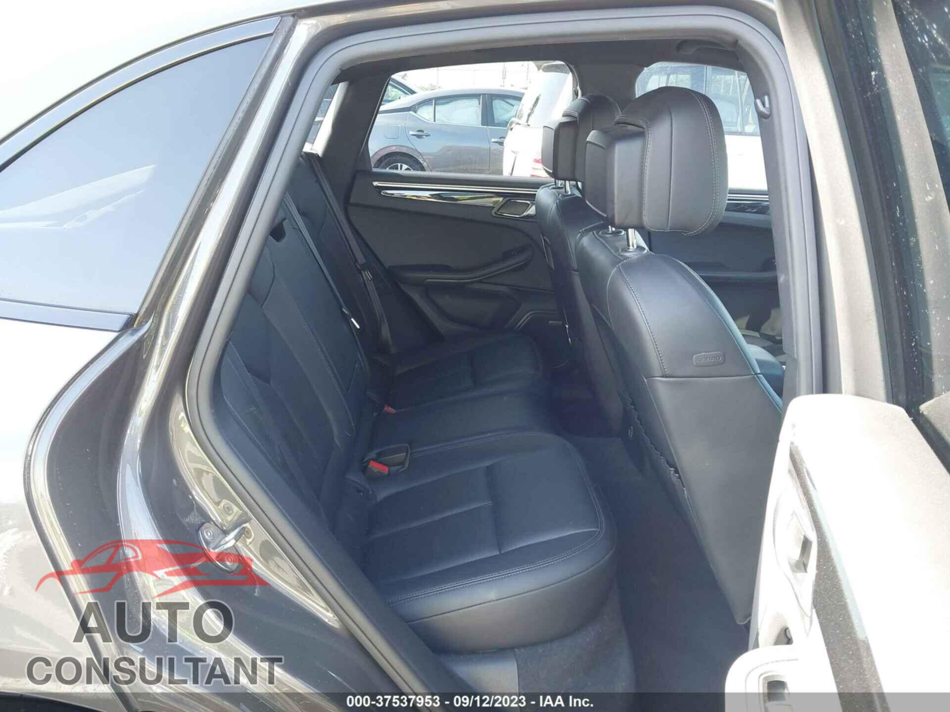 PORSCHE MACAN 2018 - WP1AB2A55JLB38104