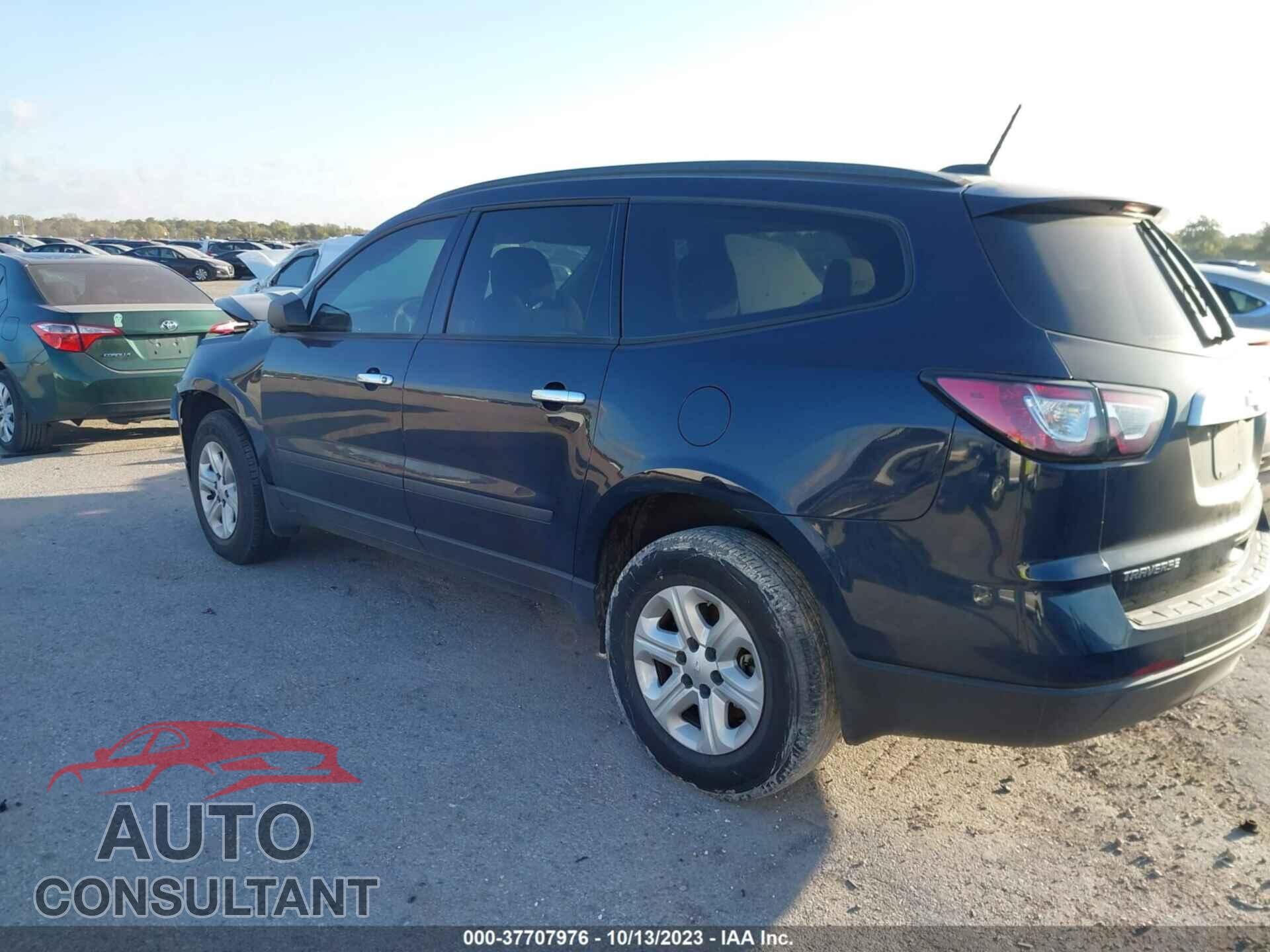 CHEVROLET TRAVERSE 2017 - 1GNKRFKD2HJ112121