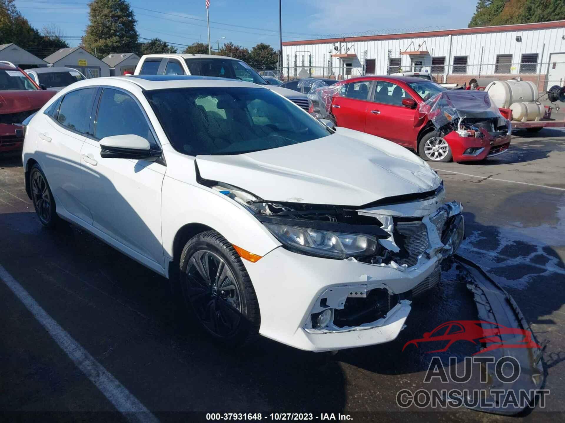 HONDA CIVIC HATCHBACK 2017 - SHHFK7H58HU208068