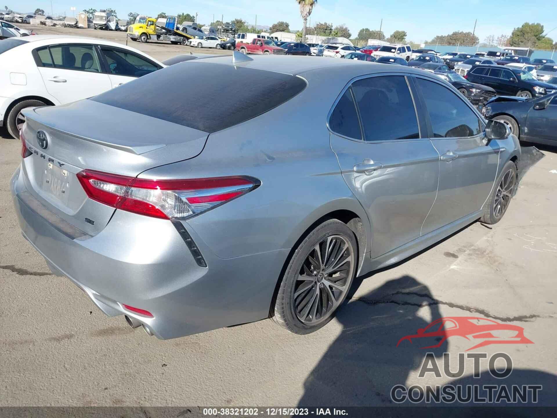 TOYOTA CAMRY 2020 - 4T1G11AK5LU979623