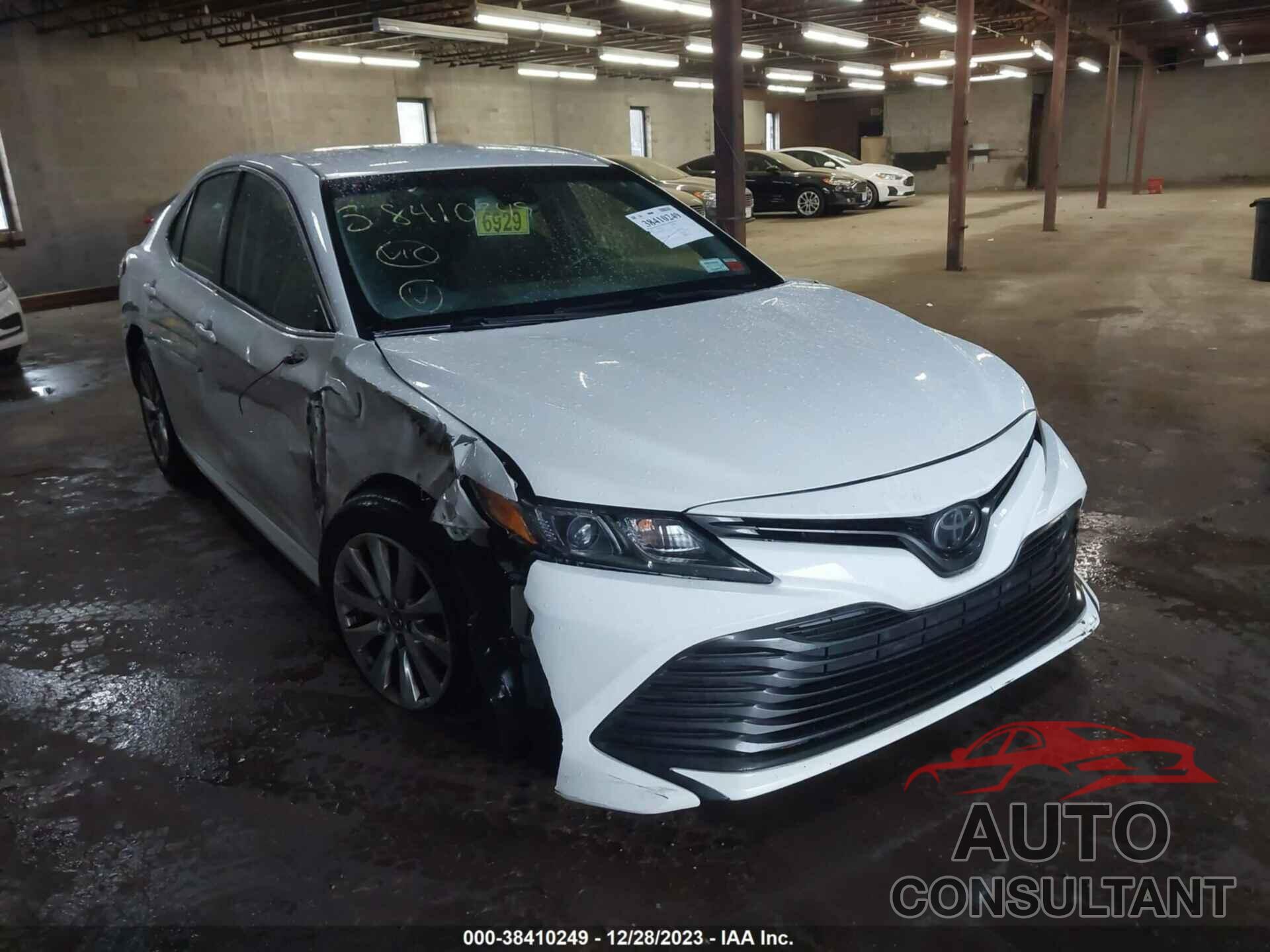 TOYOTA CAMRY 2018 - JTNB11HK6J3021352