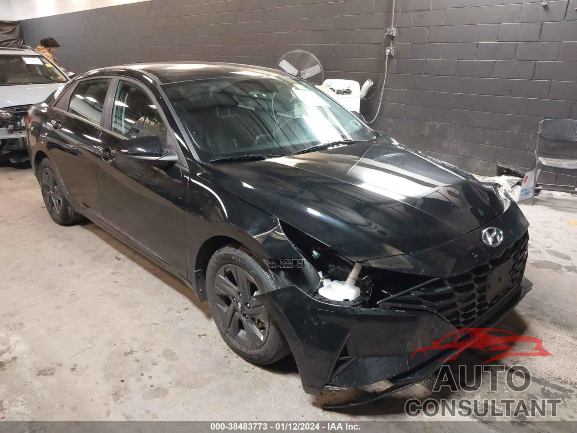 HYUNDAI ELANTRA 2023 - KMHLM4AG5PU534596
