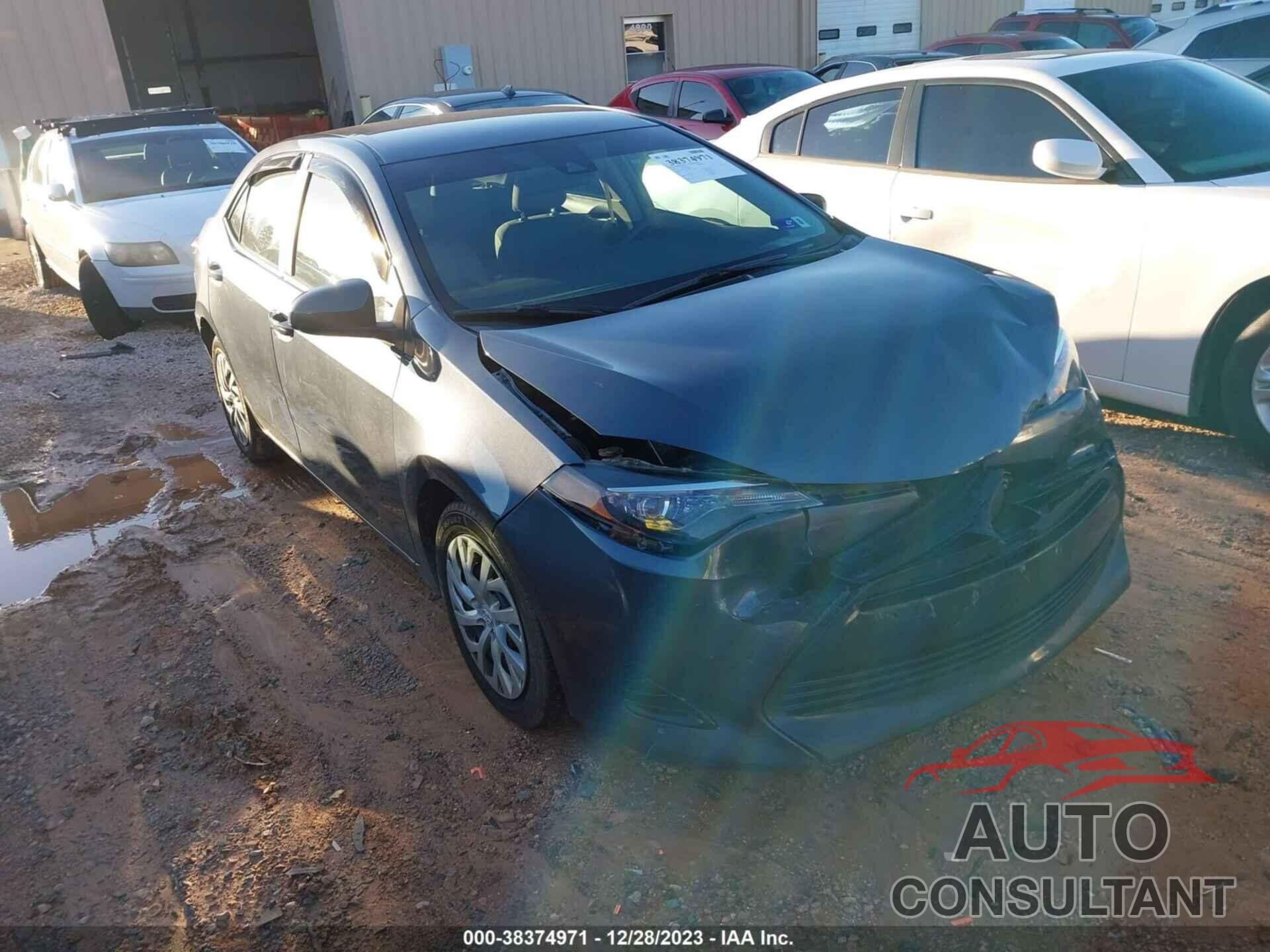 TOYOTA COROLLA 2018 - 2T1BURHE4JC012287