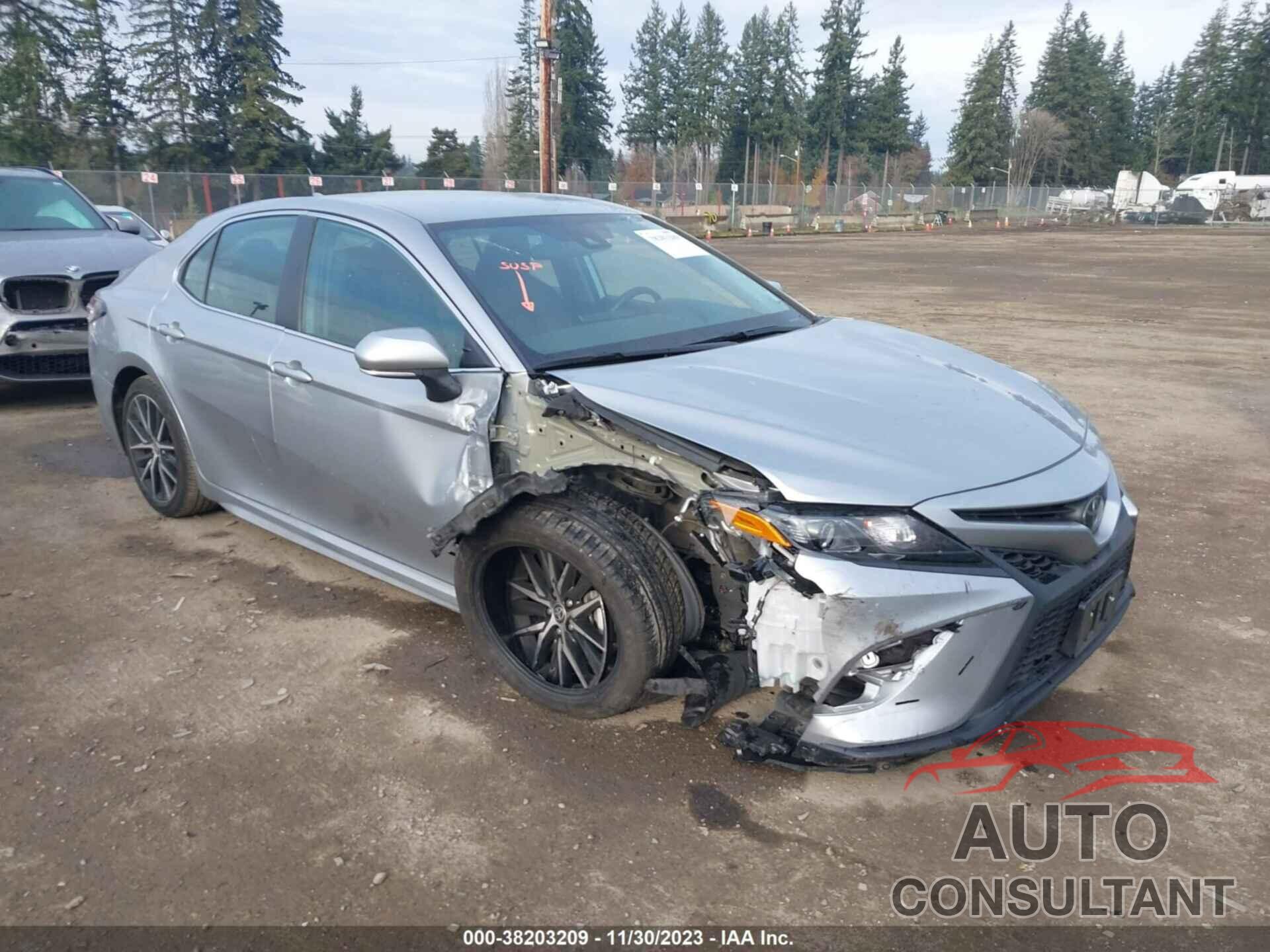 TOYOTA CAMRY 2022 - 4T1G11AK2NU664913