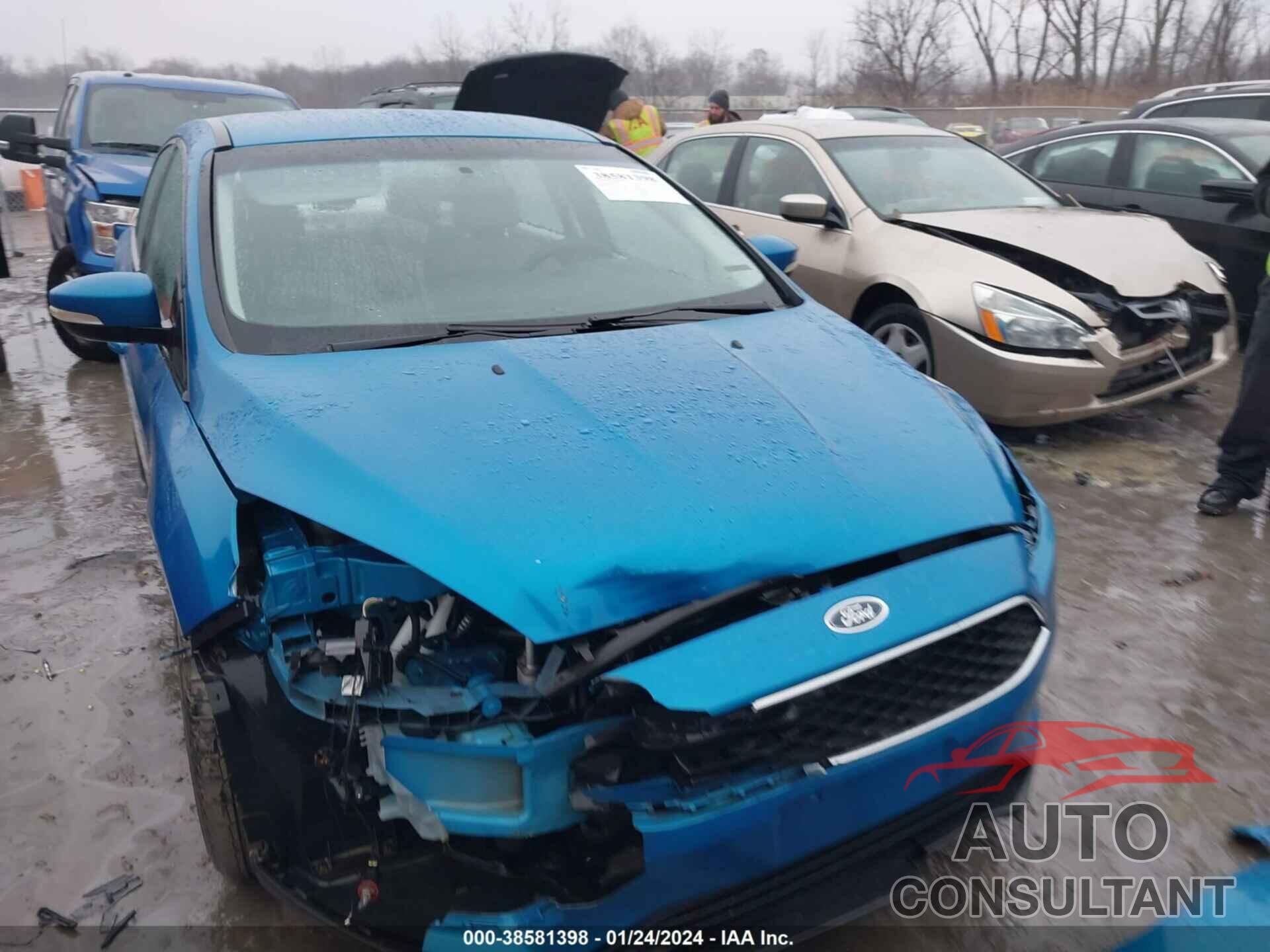 FORD FOCUS 2017 - 1FADP3F2XHL209558