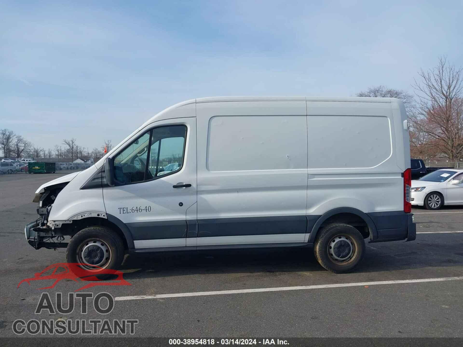 FORD TRANSIT-250 2018 - 1FTYR1CM1JKA84543