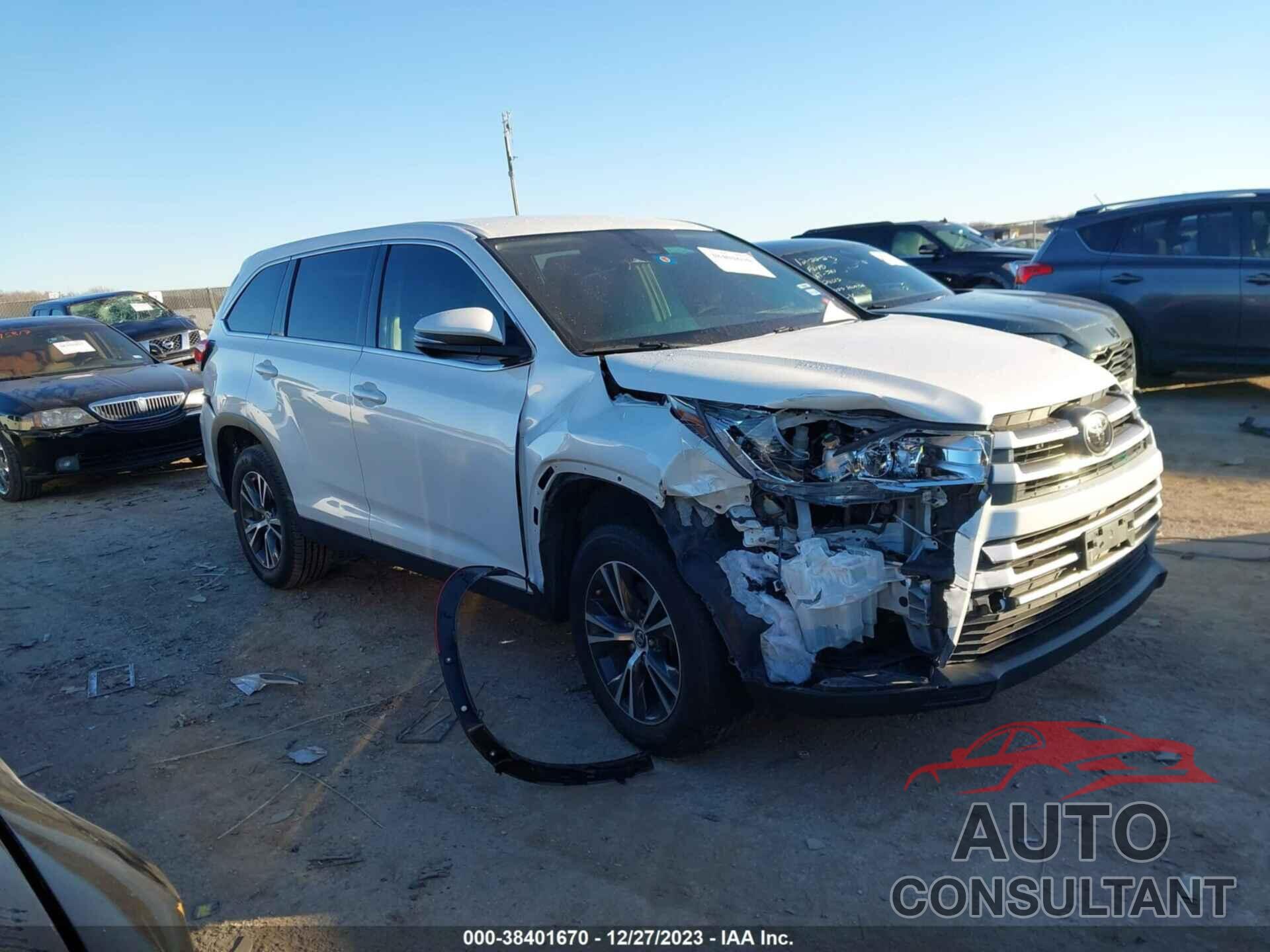 TOYOTA HIGHLANDER 2019 - 5TDZZRFH3KS328186