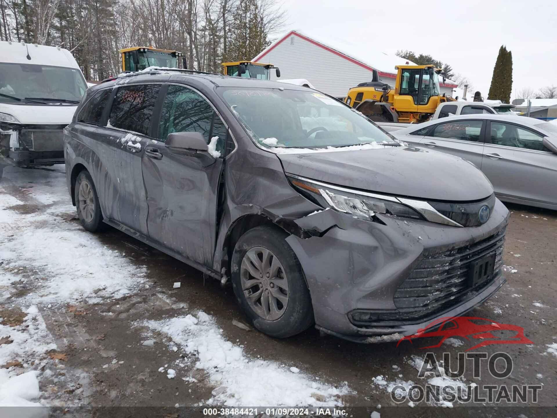 TOYOTA SIENNA 2023 - 5TDKSKFCXPS077773