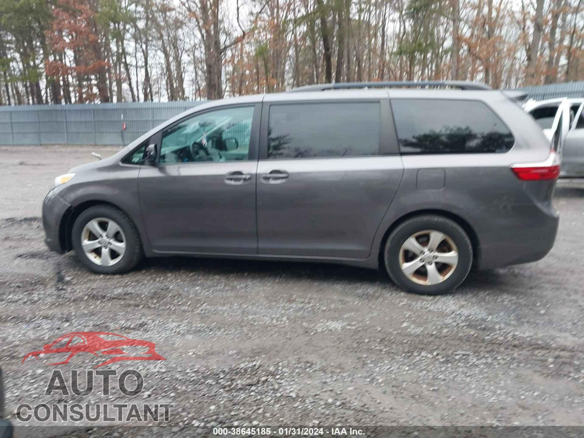 TOYOTA SIENNA 2017 - 5TDKZ3DC1HS865363