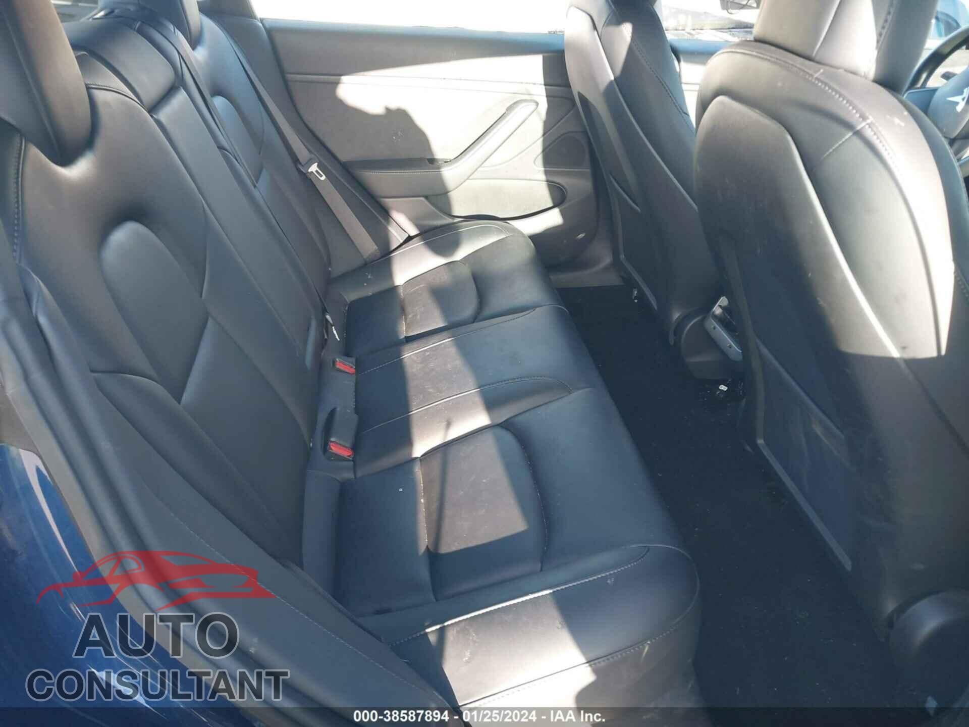 TESLA MODEL 3 2019 - 5YJ3E1EA5KF332011