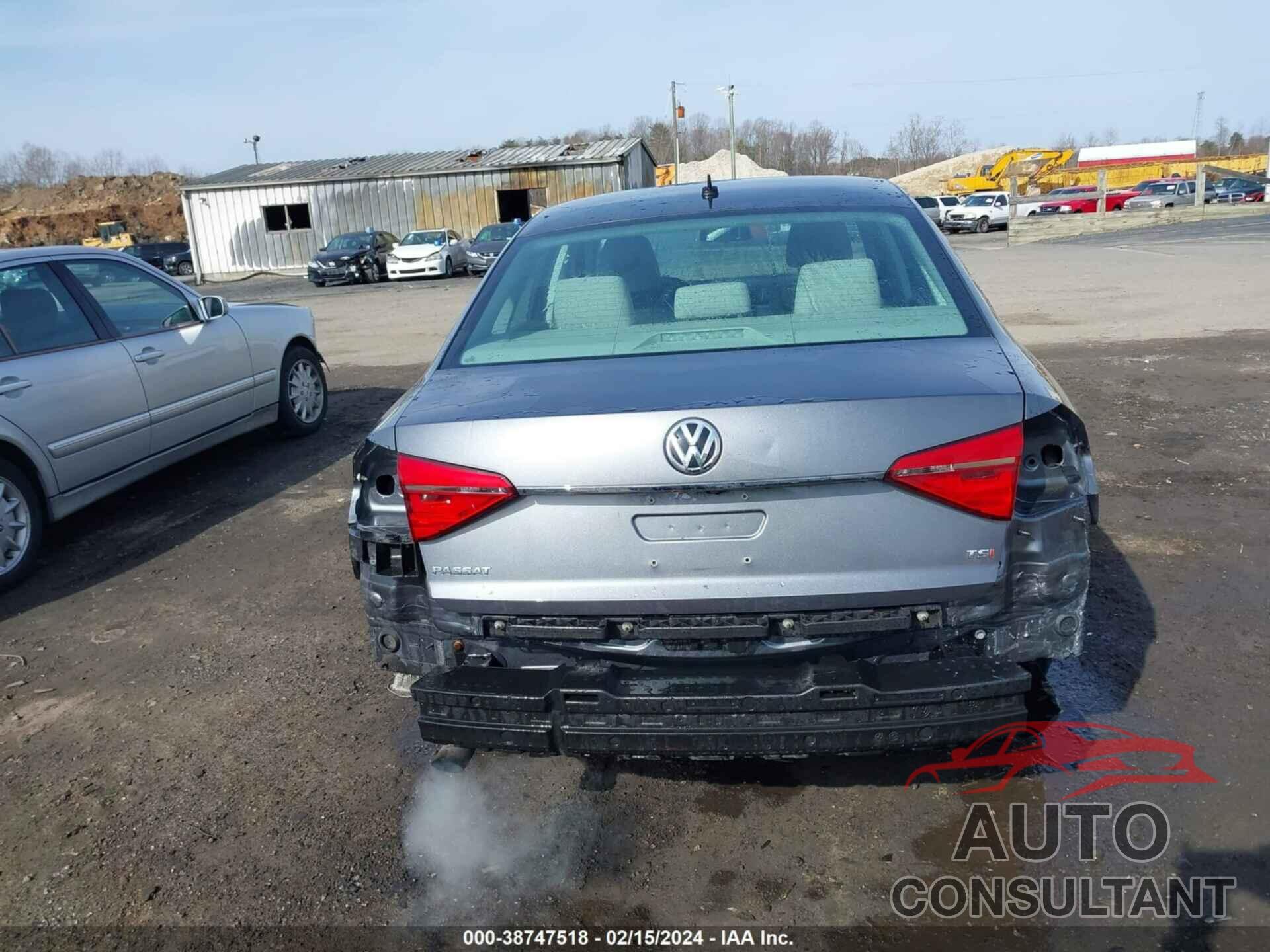 VOLKSWAGEN PASSAT 2016 - 1VWAT7A31GC052000