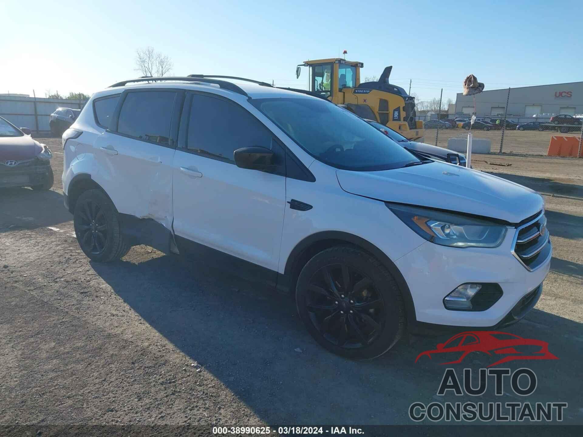 FORD ESCAPE 2017 - 1FMCU0GD0HUD66065