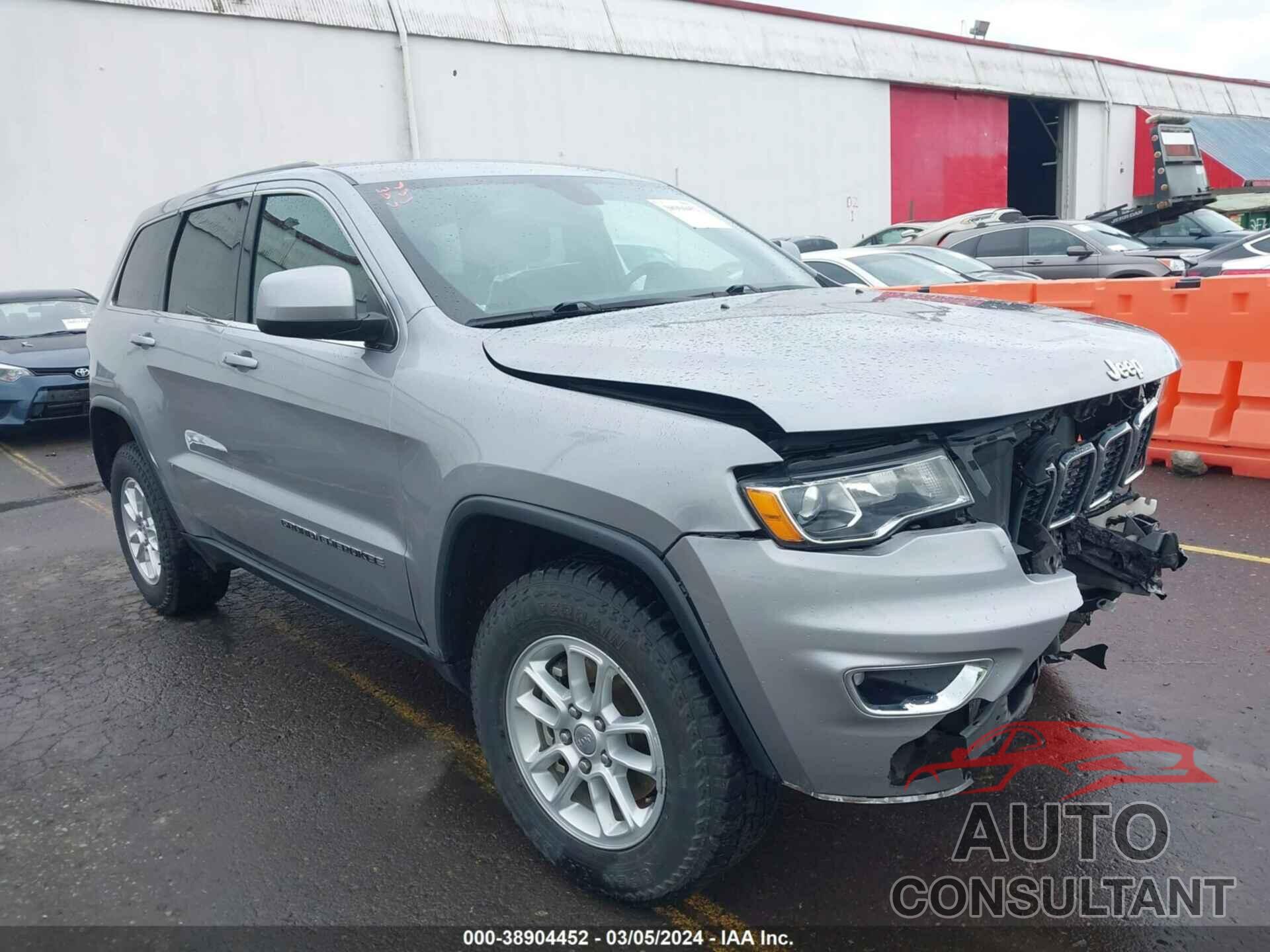 JEEP GRAND CHEROKEE 2018 - 1C4RJFAG9JC426157